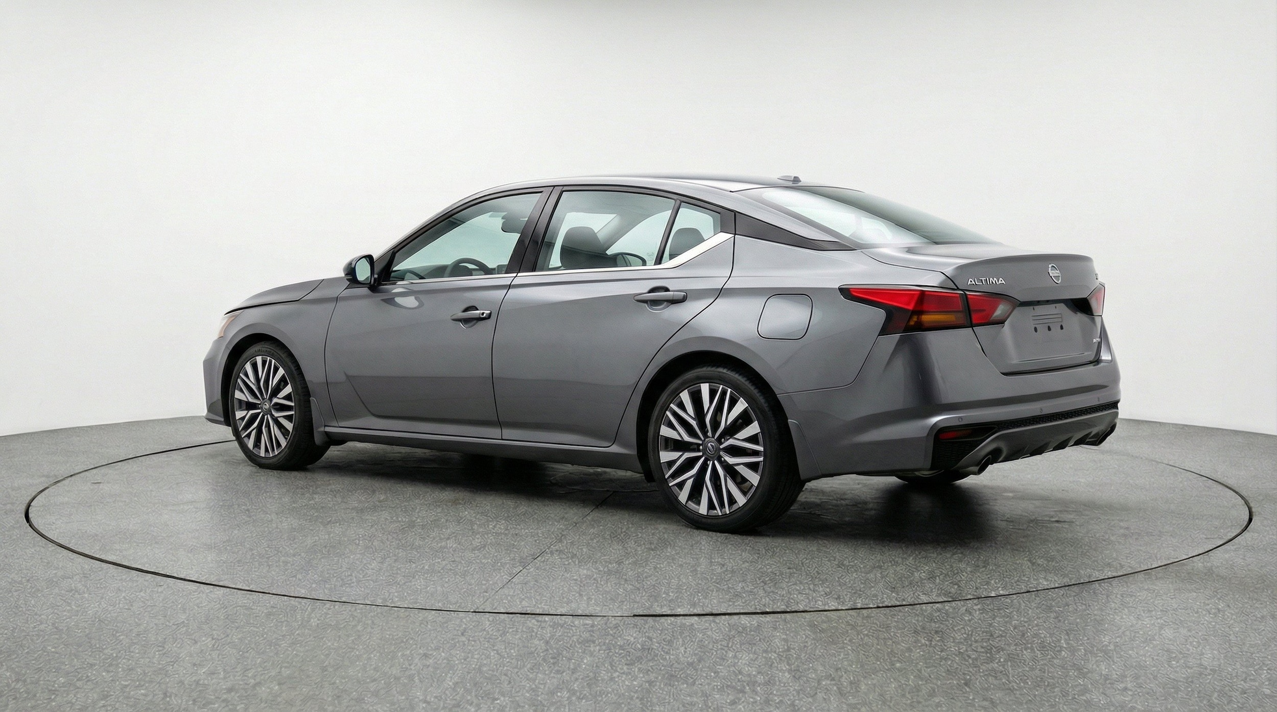 Thumbnail: 2025 Nissan Altima - 6