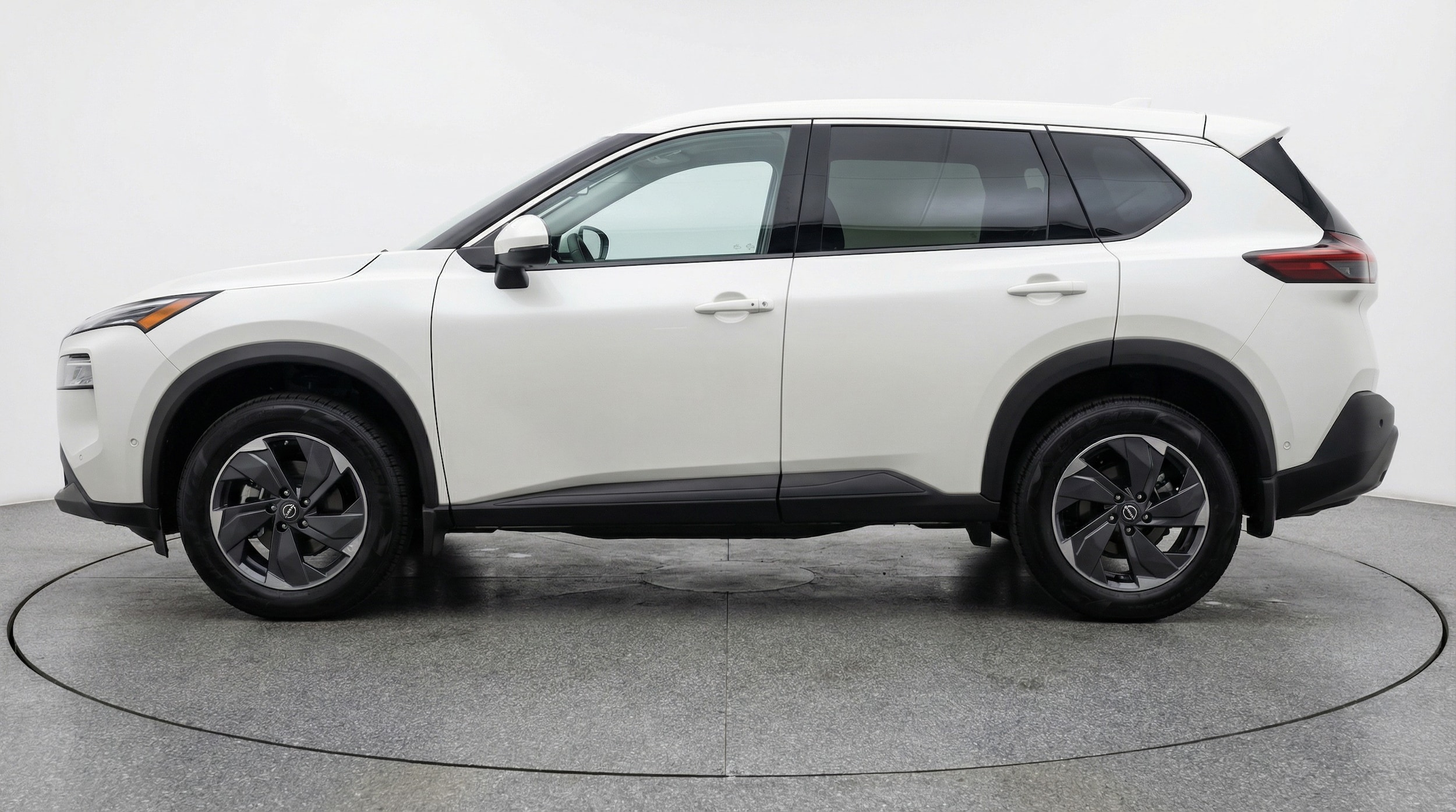 Thumbnail: 2025 Nissan Rogue - 4