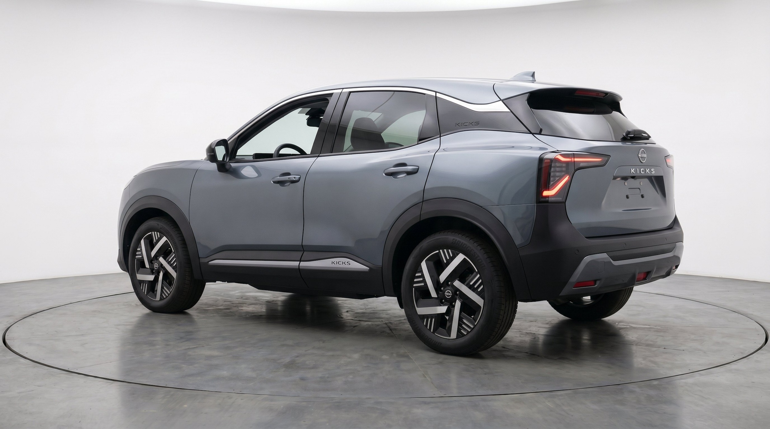 Thumbnail: 2026 Nissan Kicks - 6