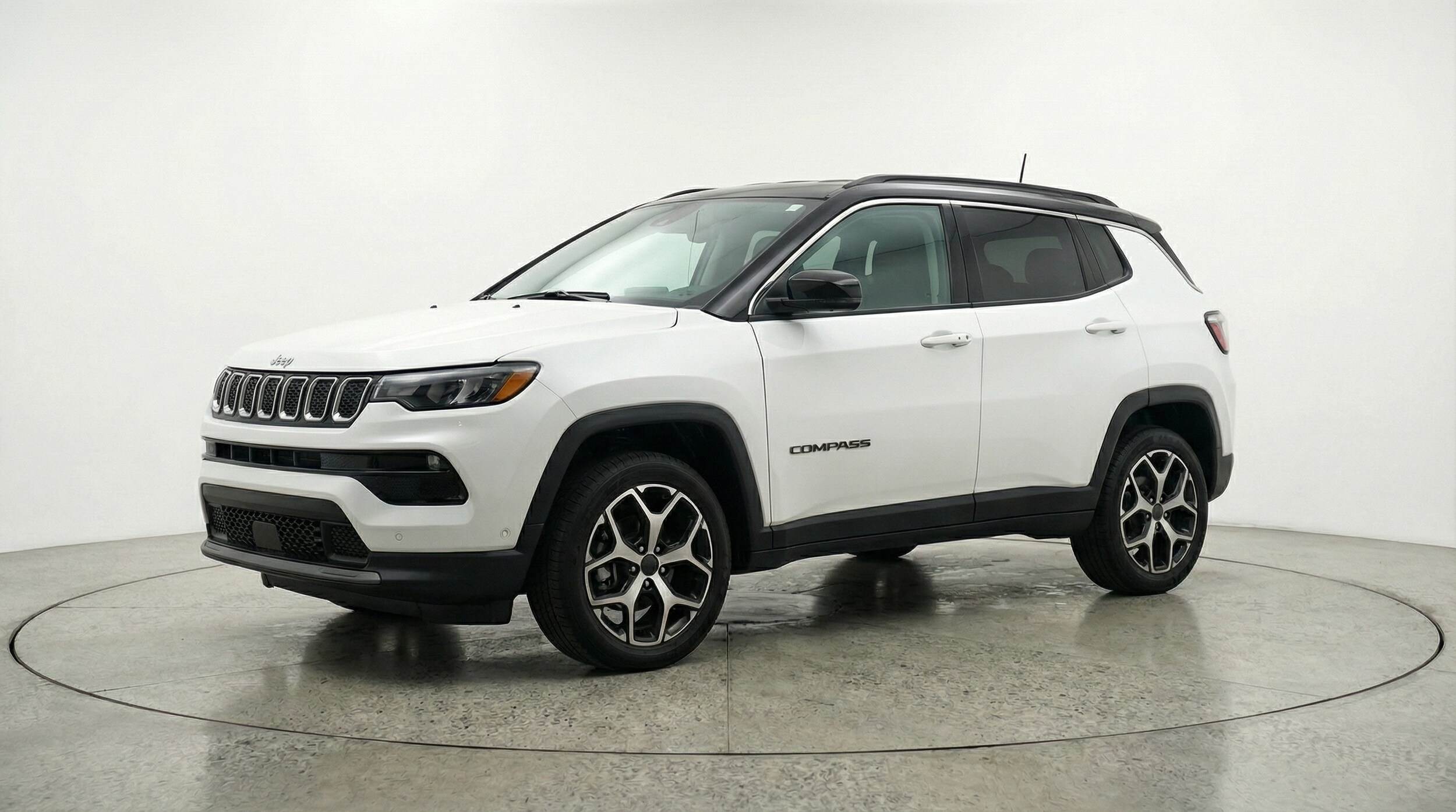 Thumbnail: 2025 Jeep Compass - 3