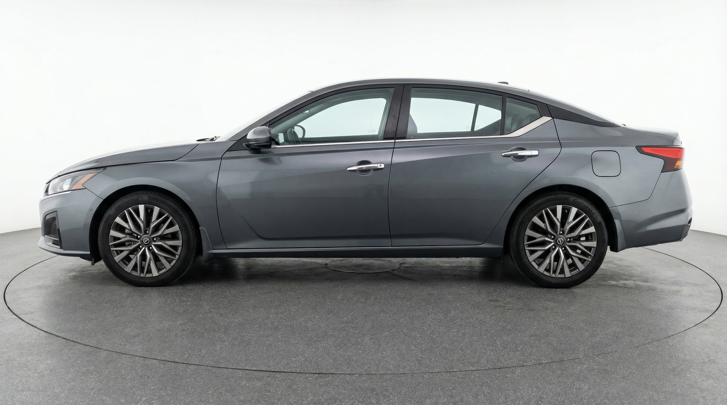 Thumbnail: 2025 Nissan Altima - 4