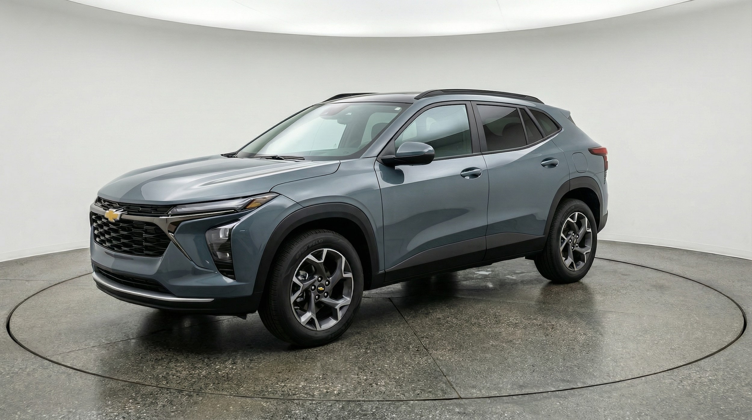 Thumbnail: 2025 Chevrolet Trax - 3