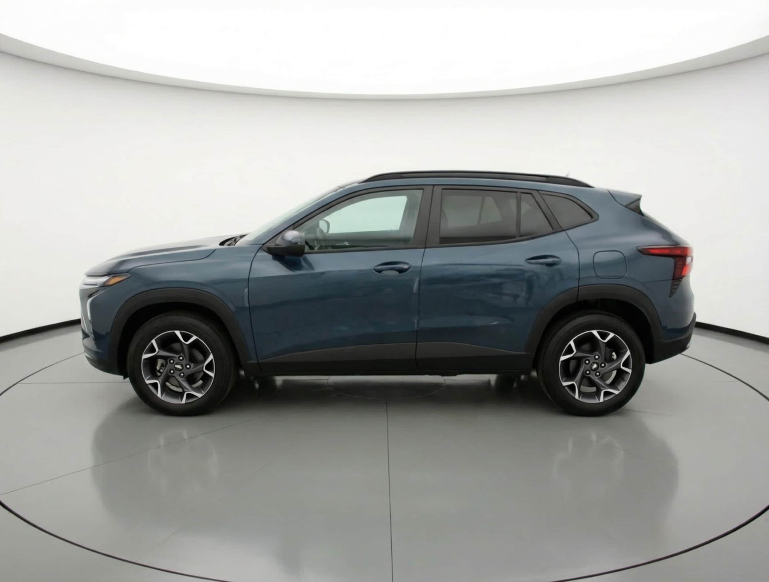 Thumbnail: 2025 Chevrolet Trax - 5
