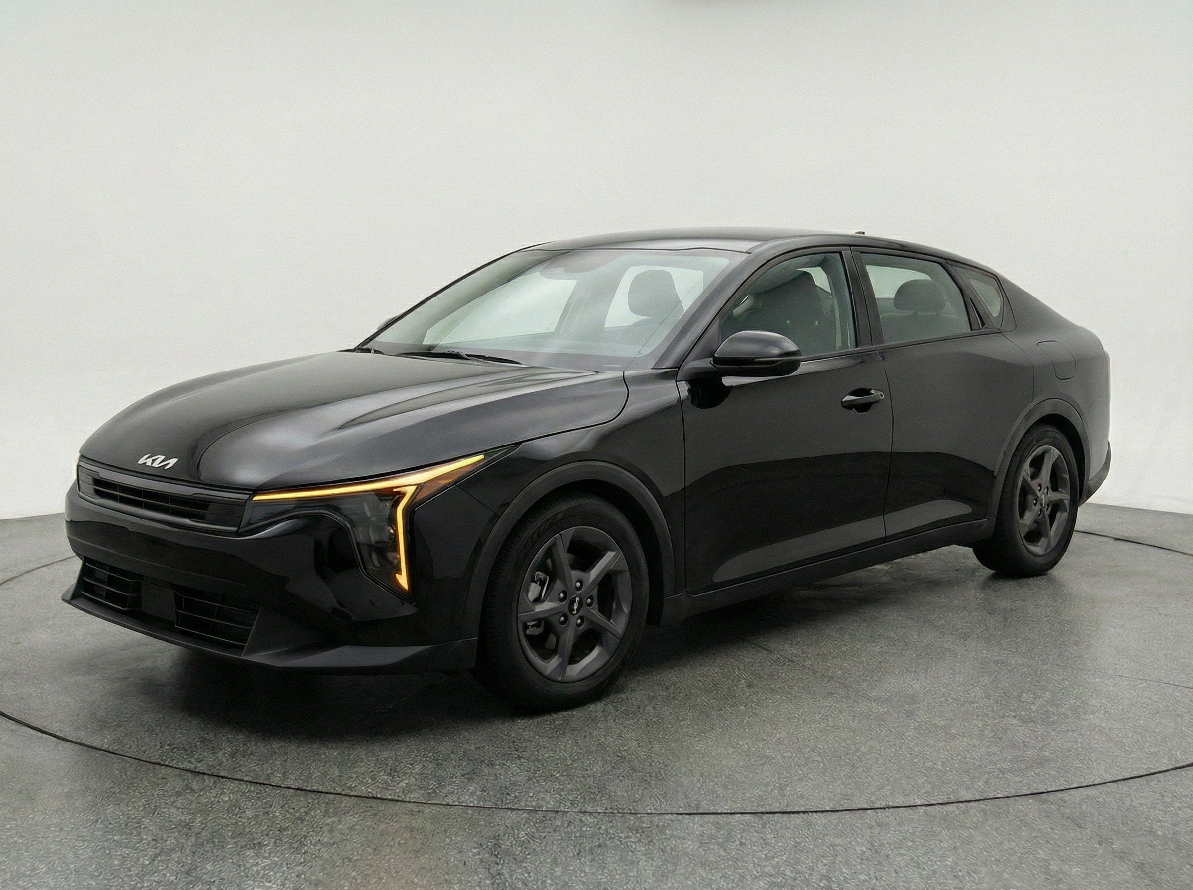 Thumbnail: 2025 Kia K4 - 3