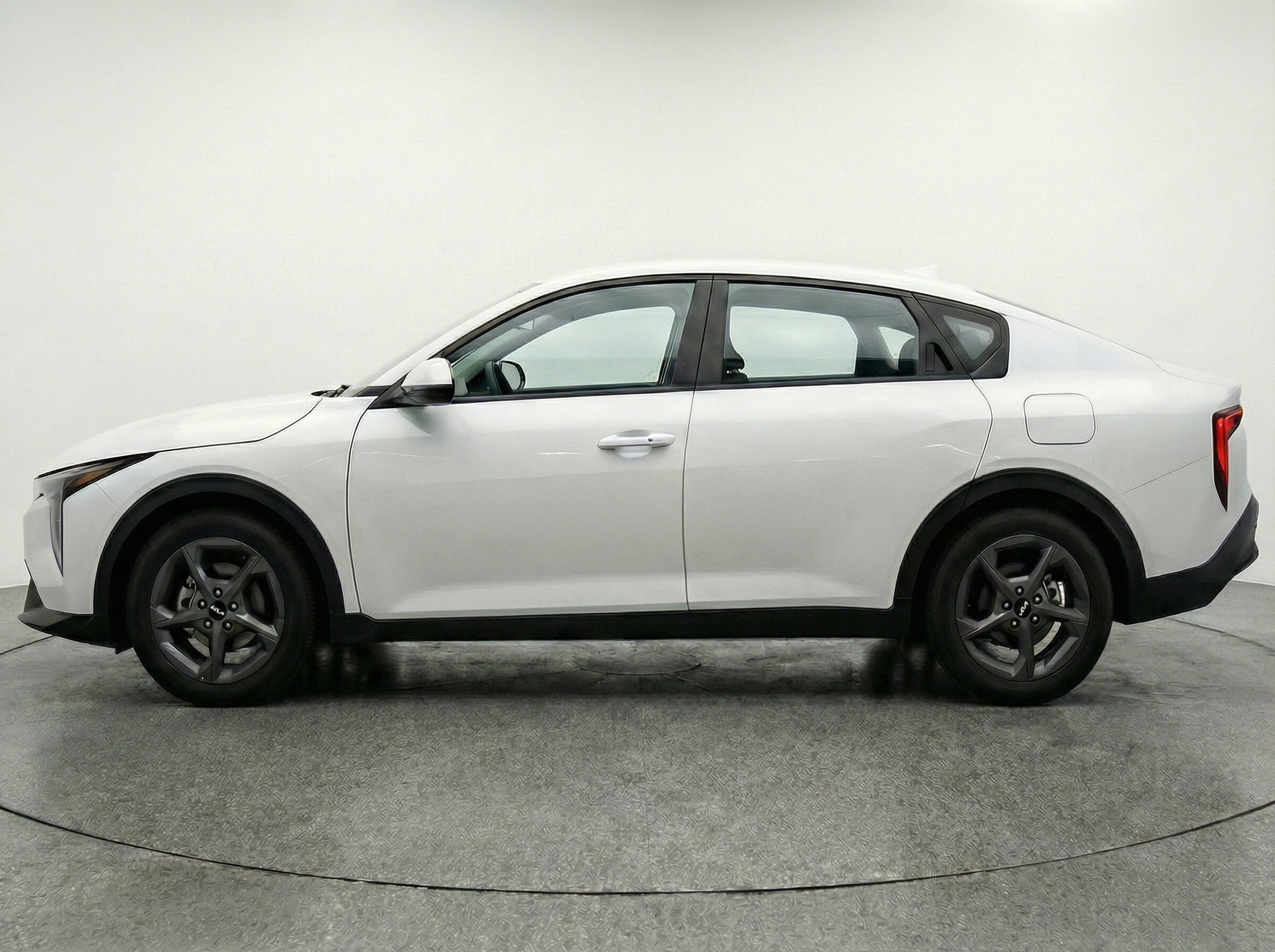 Thumbnail: 2025 Kia K4 - 4