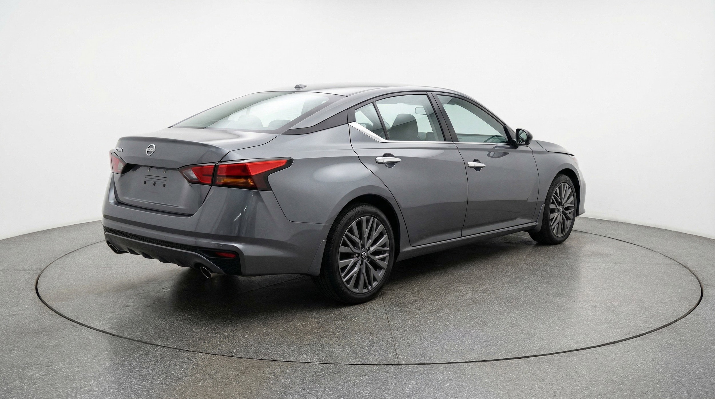 Thumbnail: 2025 Nissan Altima - 9
