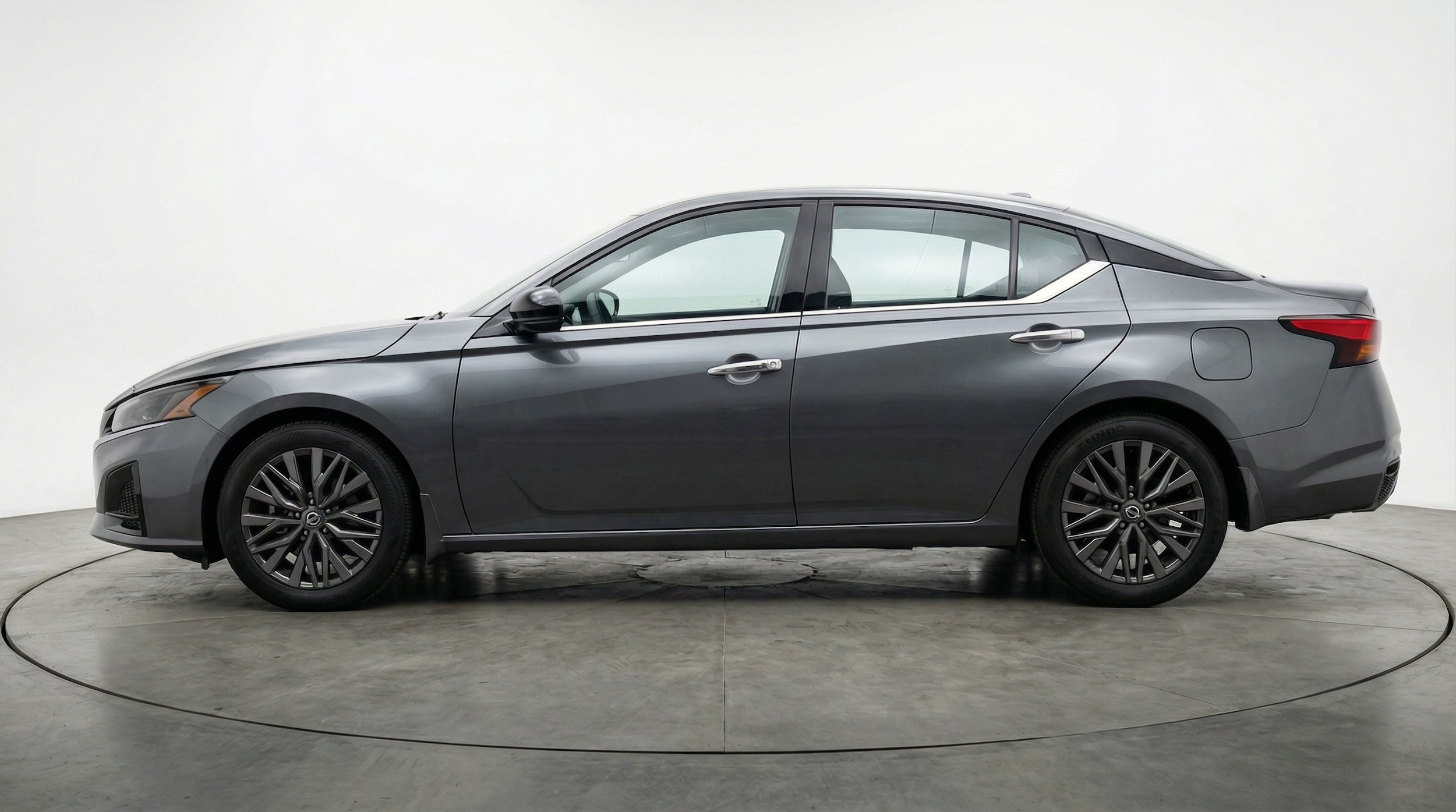 Thumbnail: 2025 Nissan Altima - 4