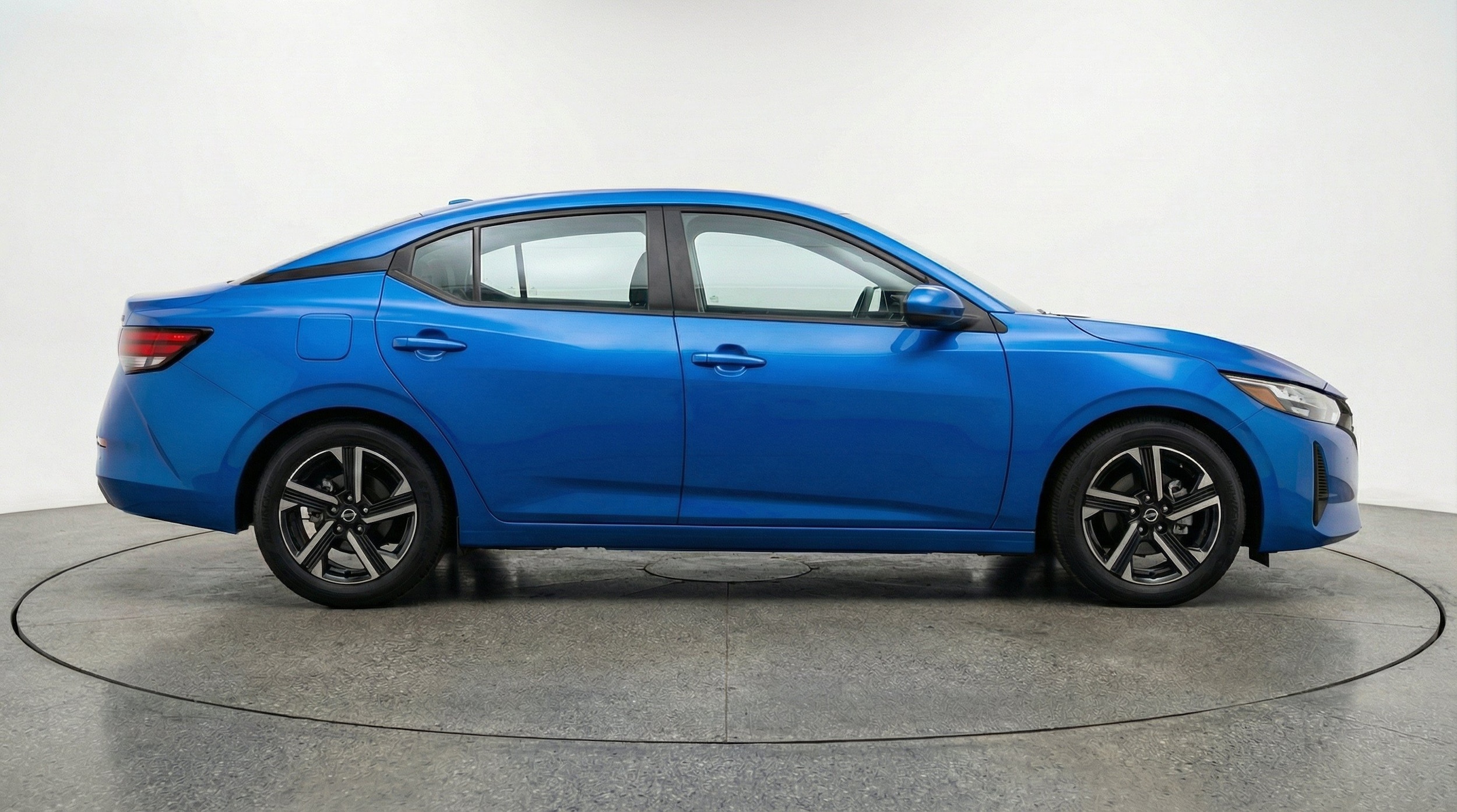 Thumbnail: 2025 Nissan Sentra - 11