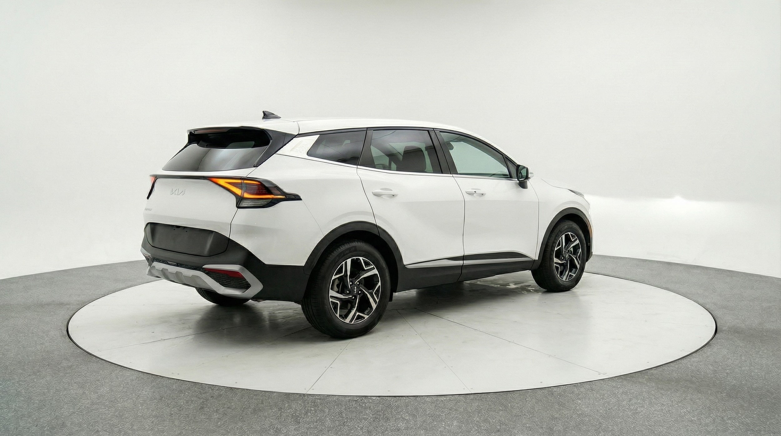 Thumbnail: 2025 Kia Sportage - 7