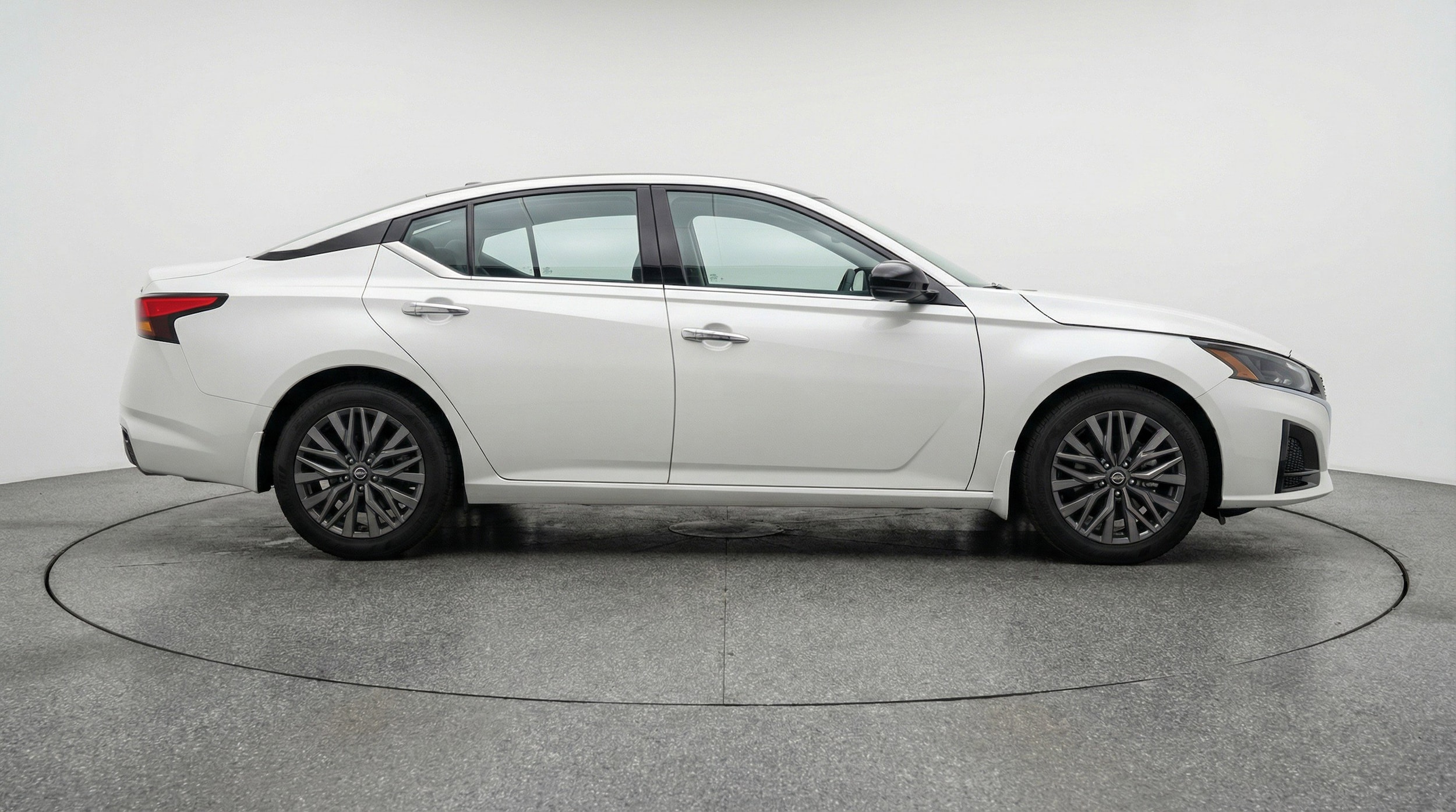 Thumbnail: 2025 Nissan Altima - 11