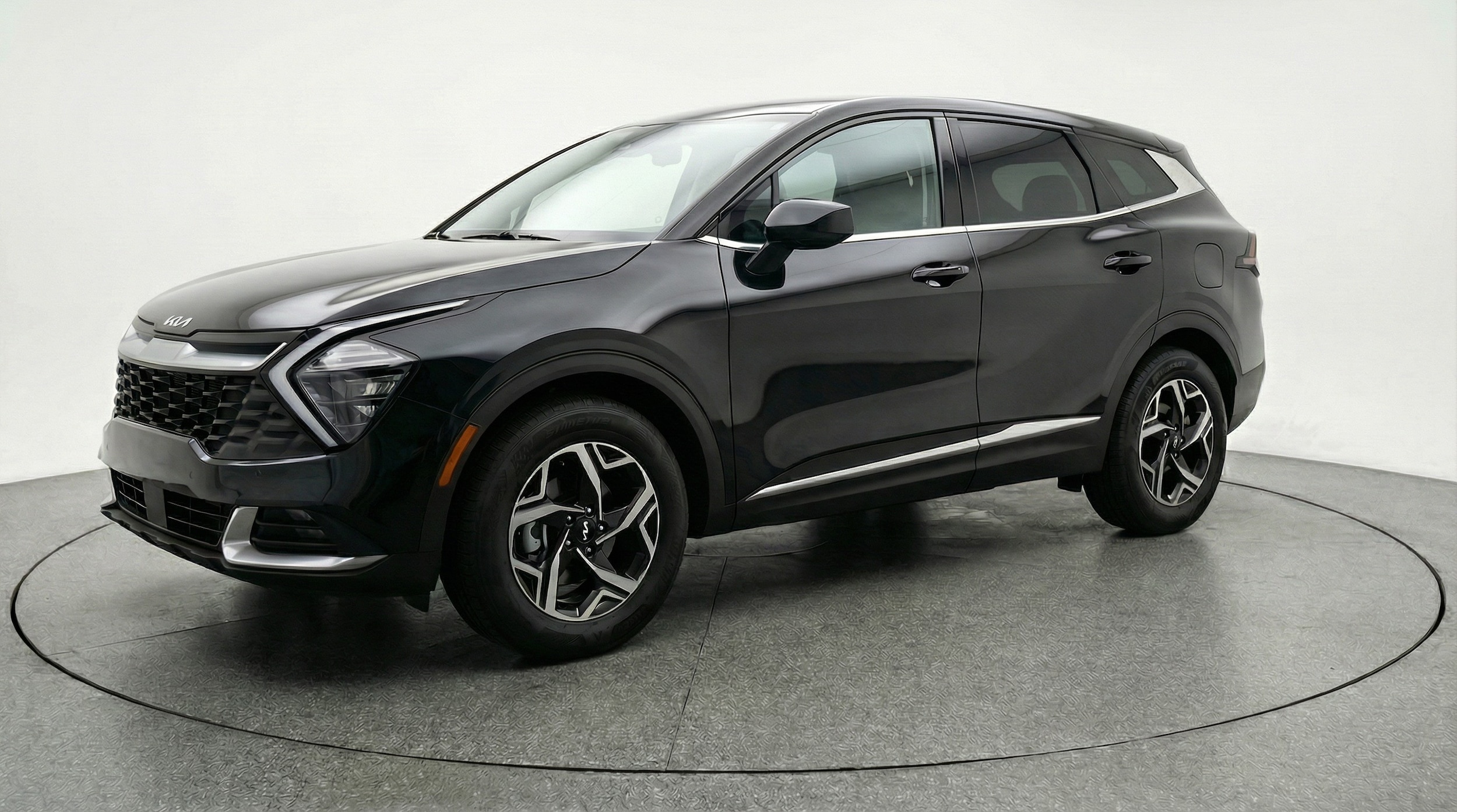 Thumbnail: 2025 Kia Sportage - 3