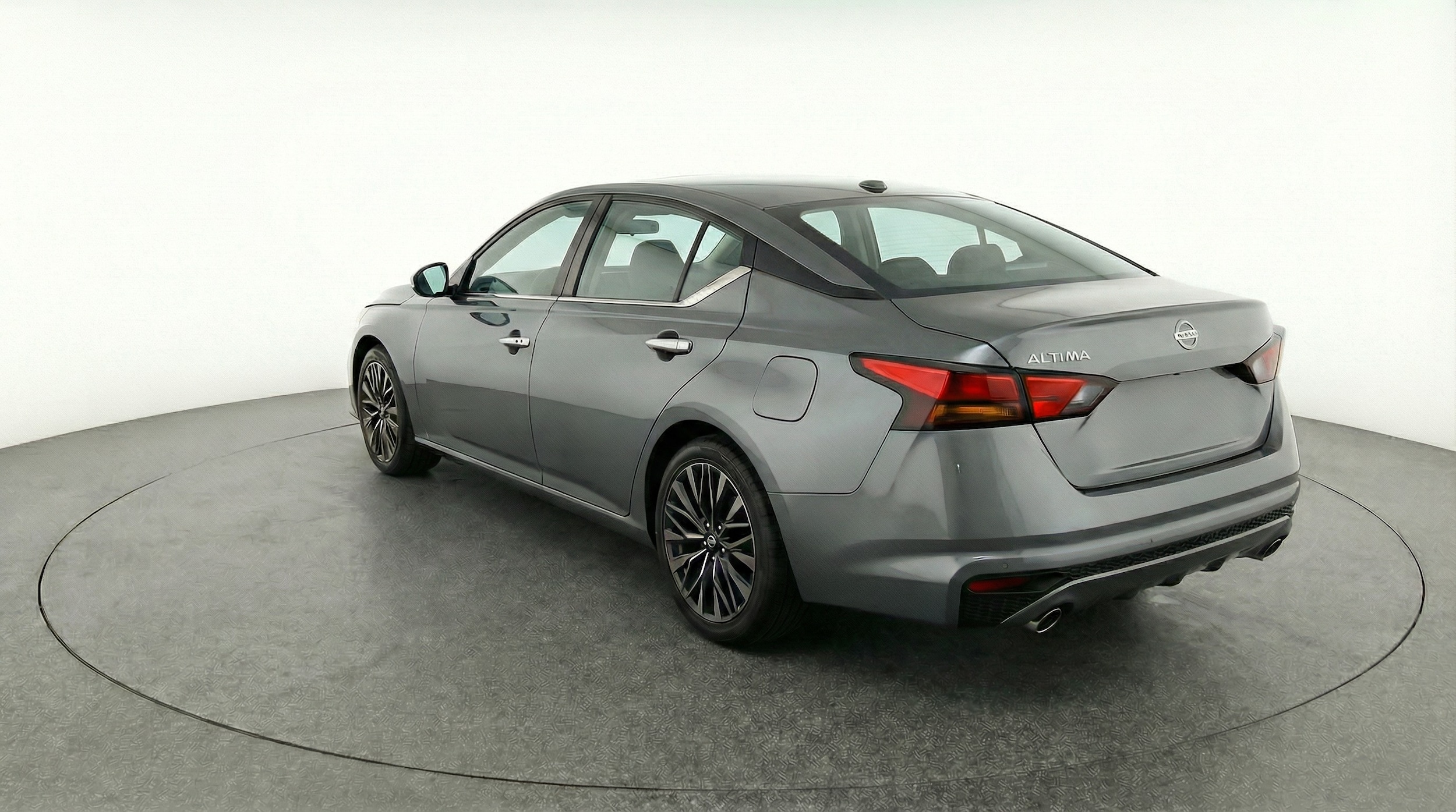 Thumbnail: 2025 Nissan Altima - 5