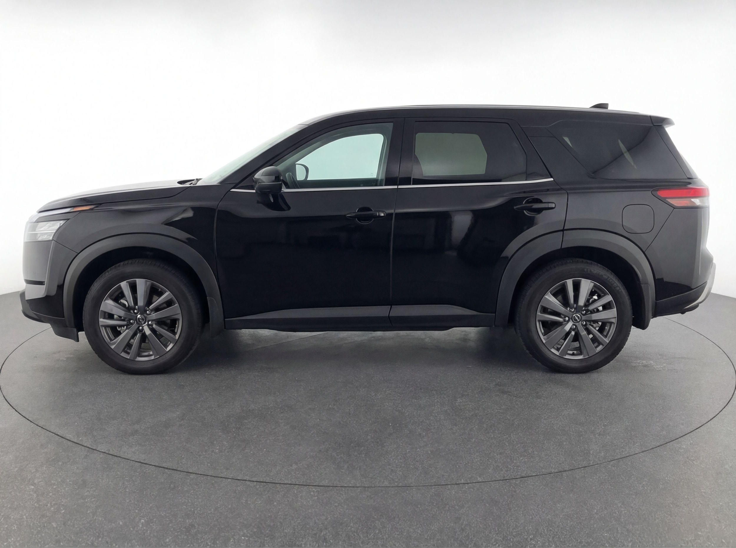 Thumbnail: 2024 Nissan Pathfinder - 4