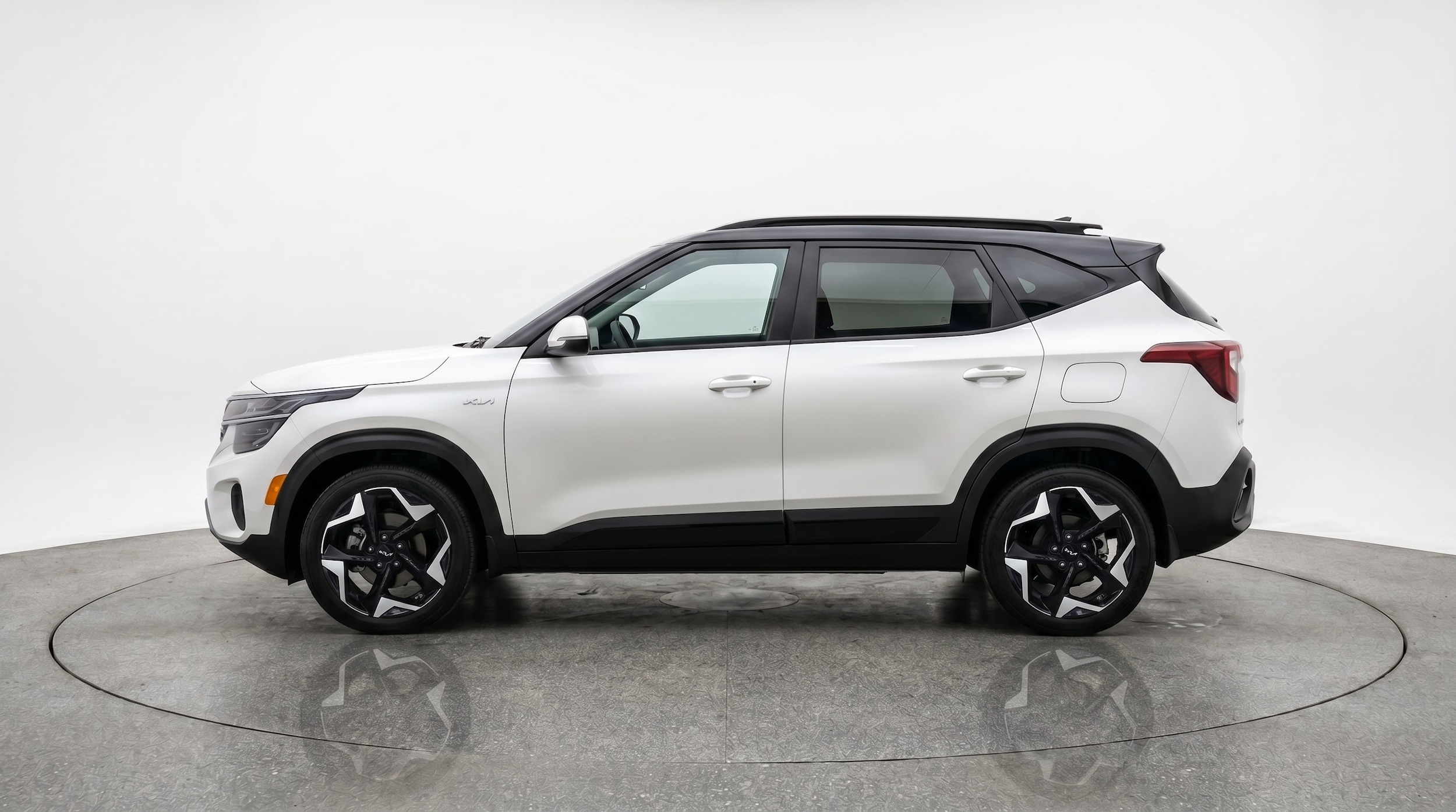 Thumbnail: 2025 Kia Seltos - 4