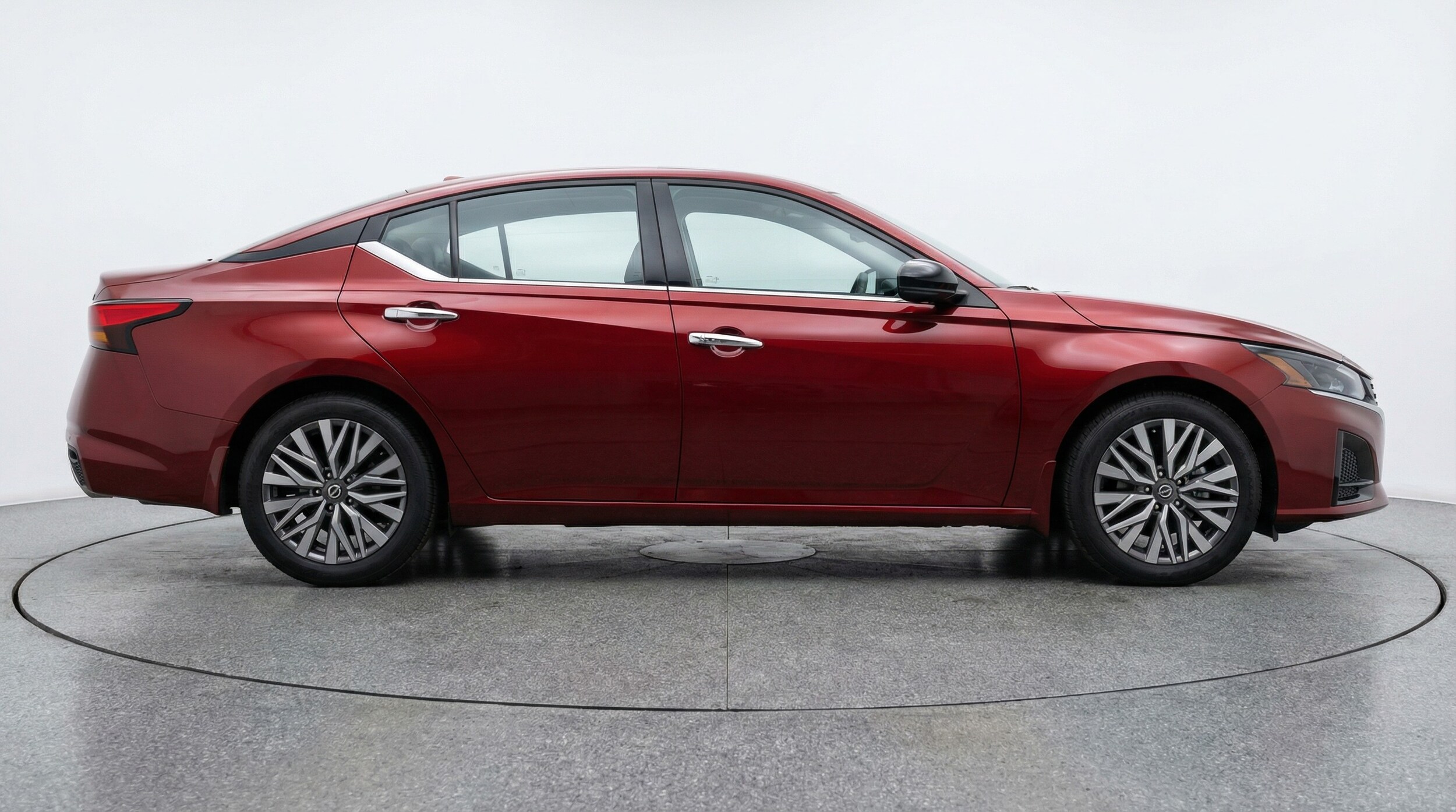 Thumbnail: 2025 Nissan Altima - 8