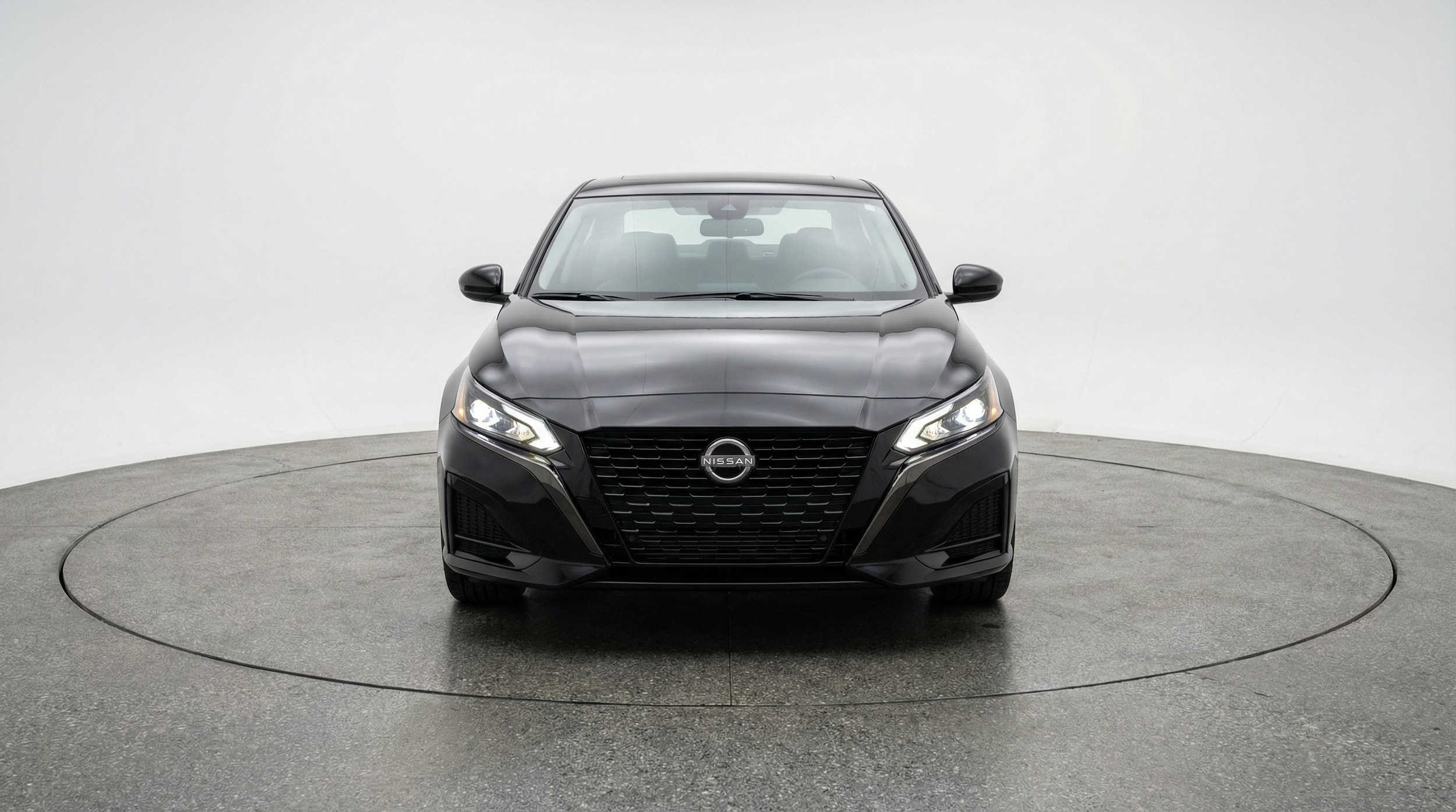 Thumbnail: 2025 Nissan Altima - 2