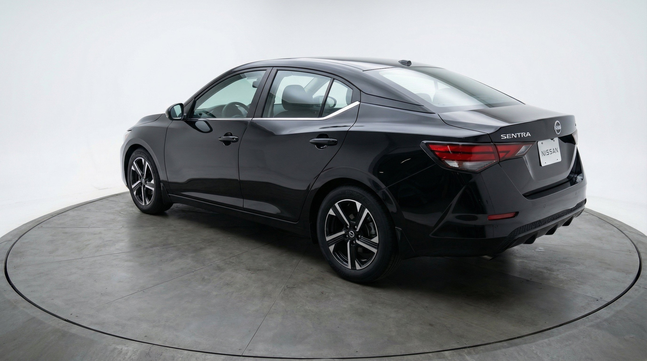 Thumbnail: 2025 Nissan Sentra - 6