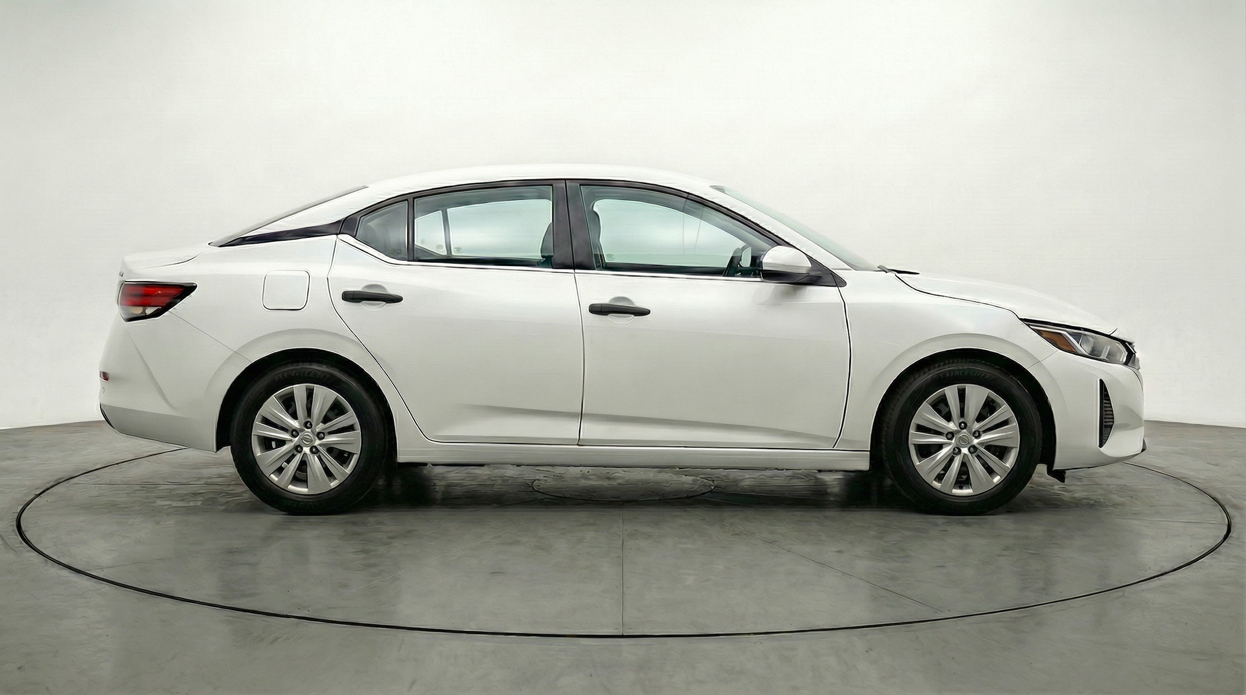 Thumbnail: 2025 Nissan Sentra - 8