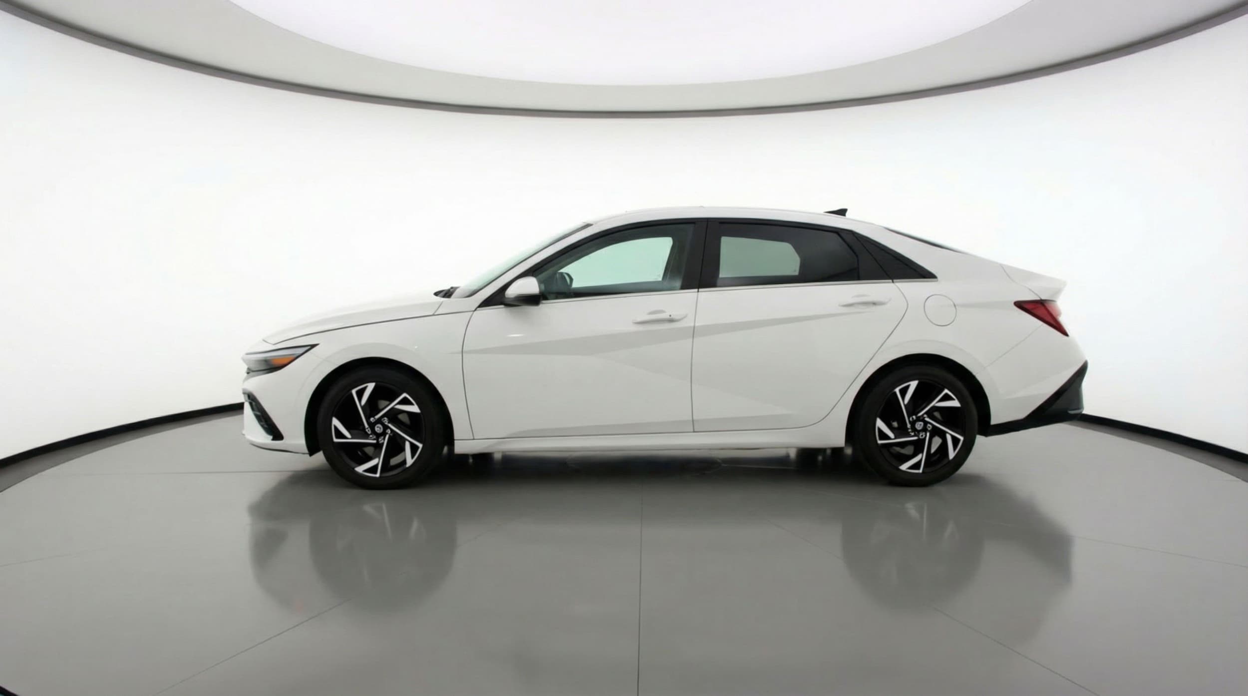 Thumbnail: 2025 Hyundai Elantra - 5
