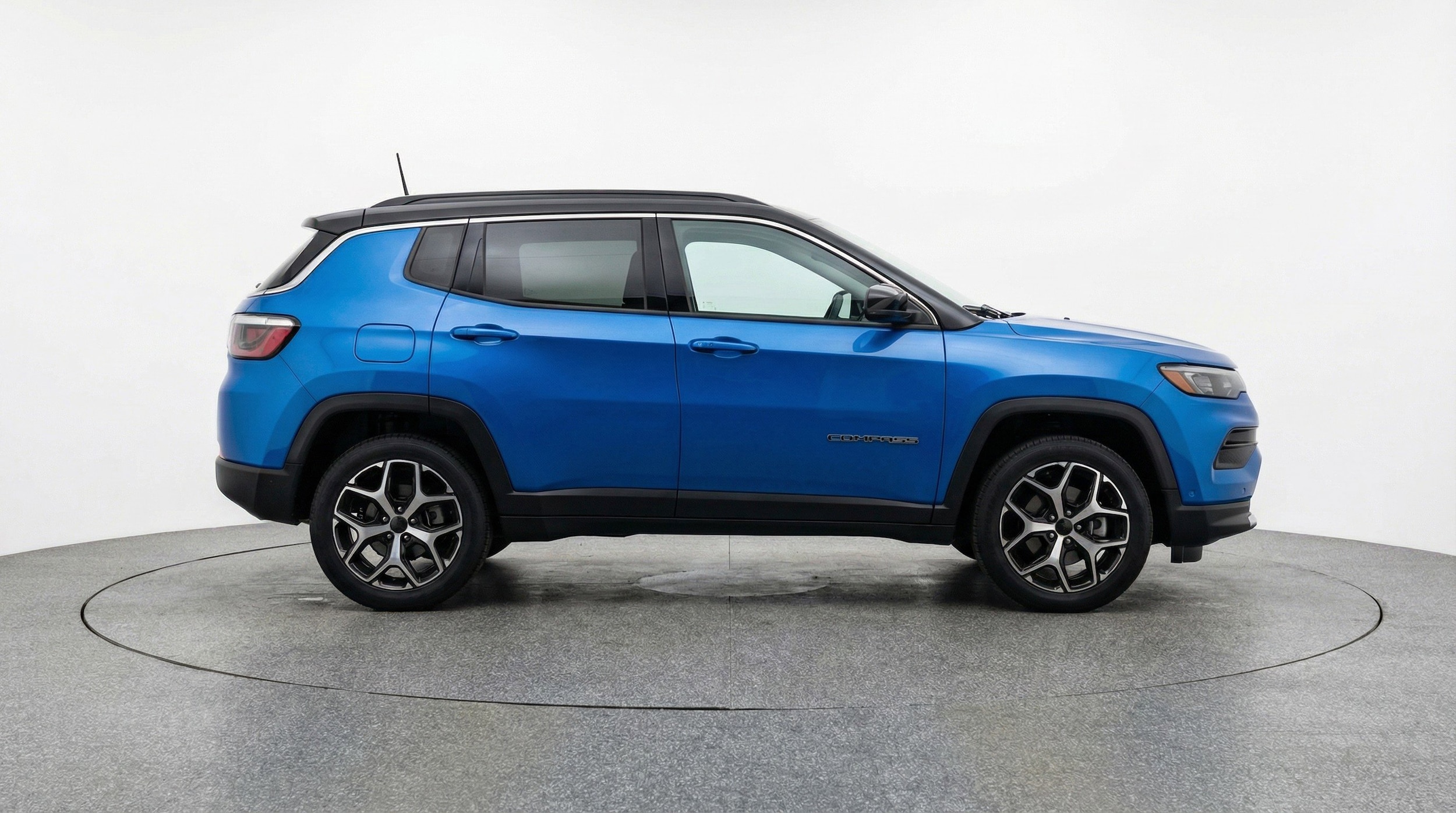 2025 Jeep Compass Limited - Photo 9