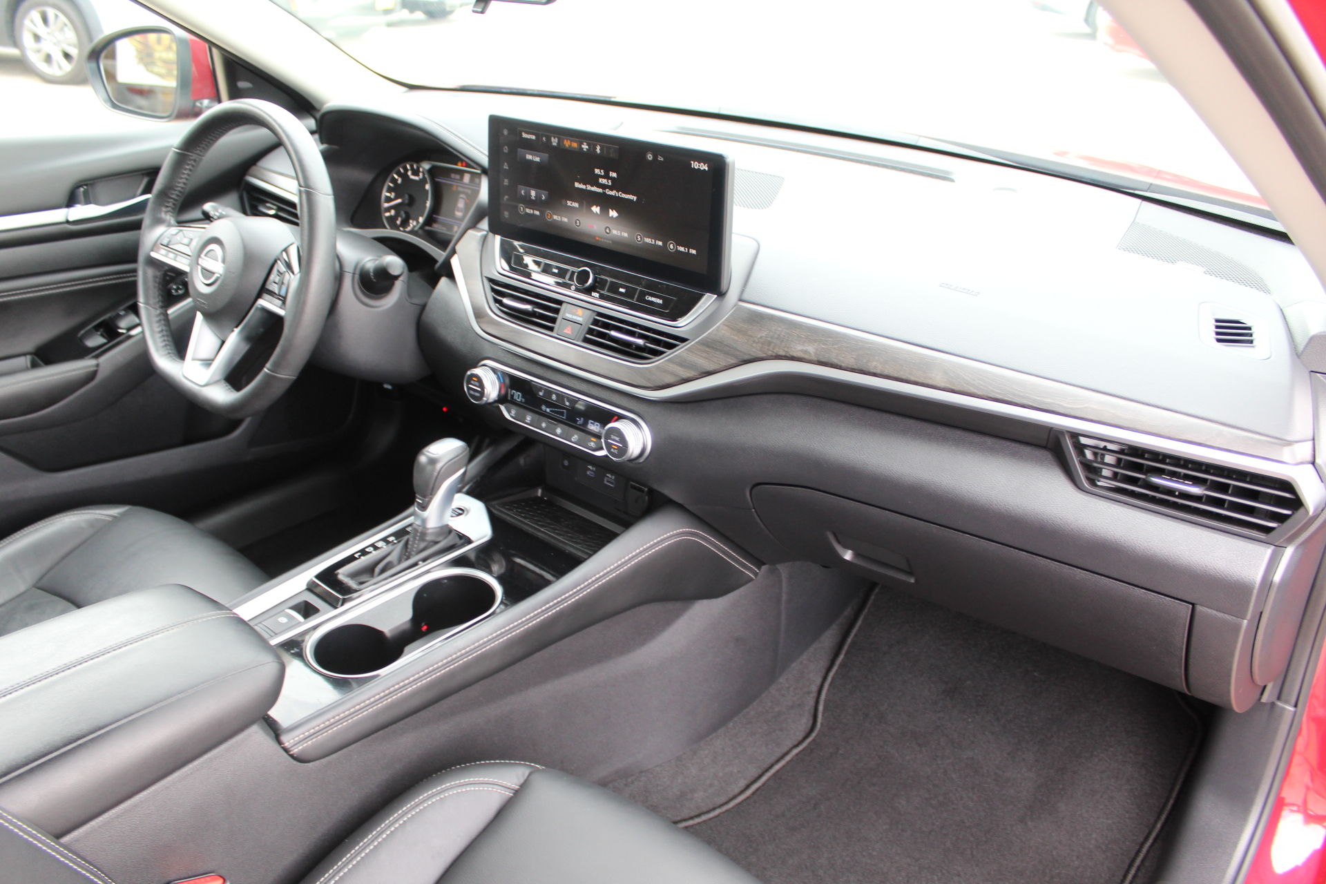 2023 Nissan Altima SL - Photo 18