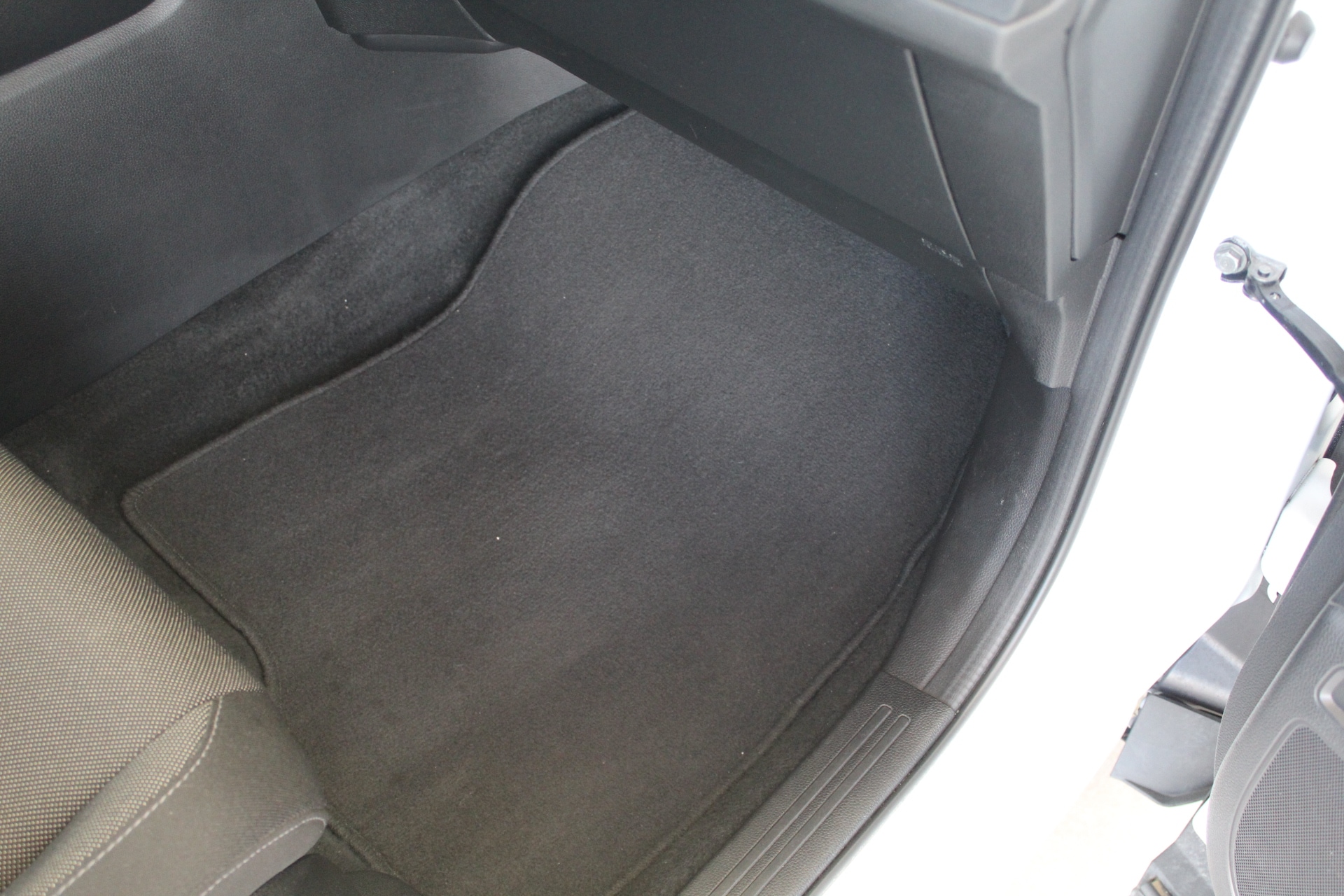 2024 Honda CR-V EX - Photo 17