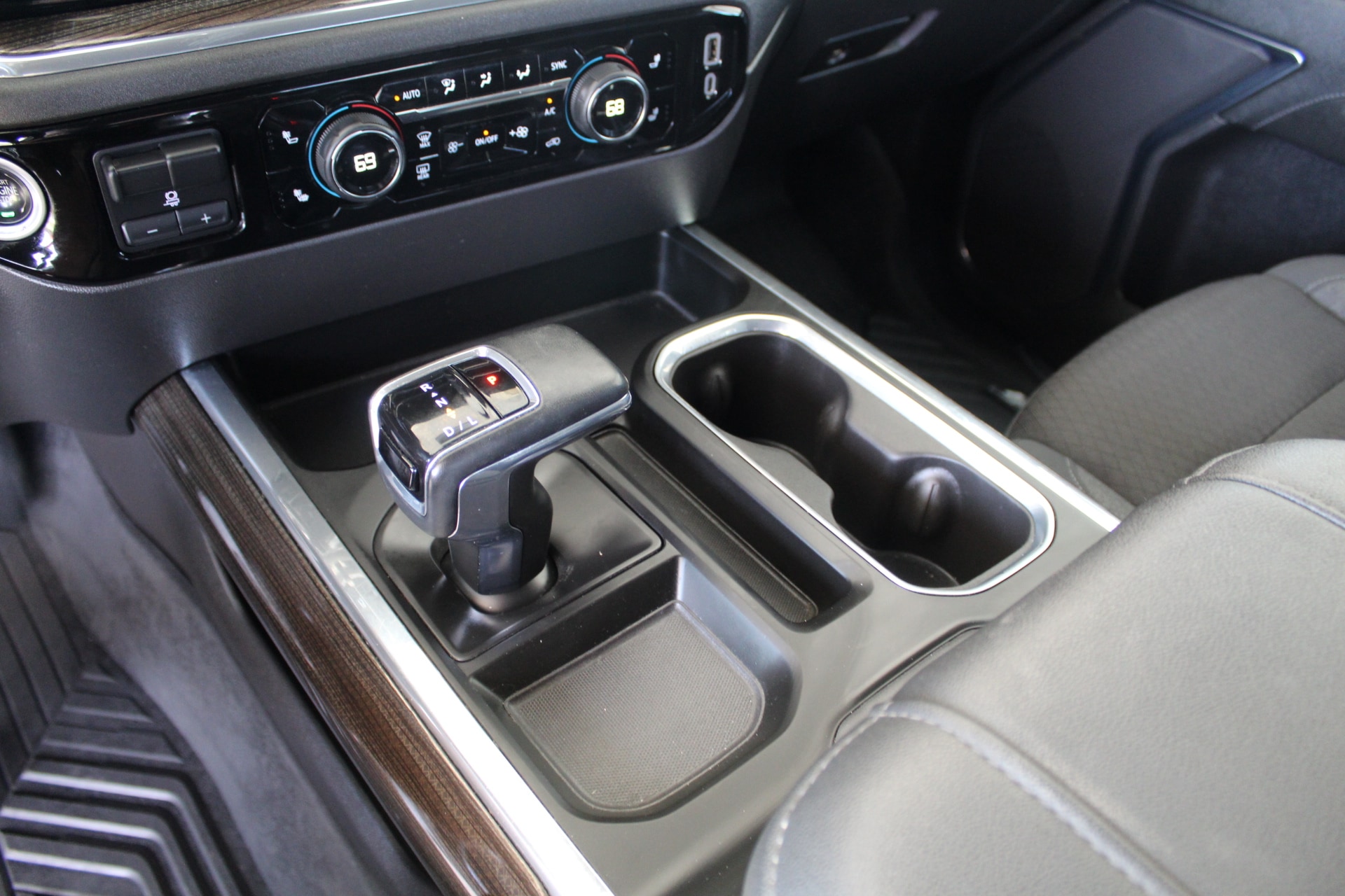 2023 Chevrolet Silverado 1500 LT Trail Boss - Photo 44