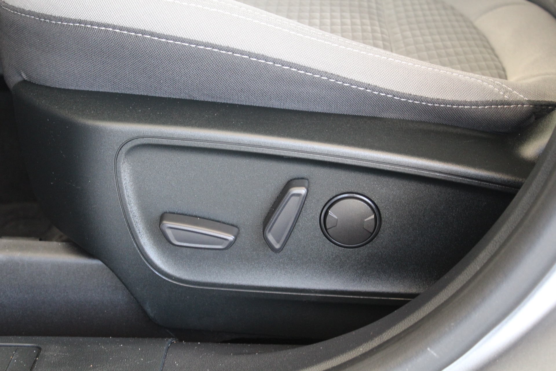 2022 Ford Escape SE - Photo 30