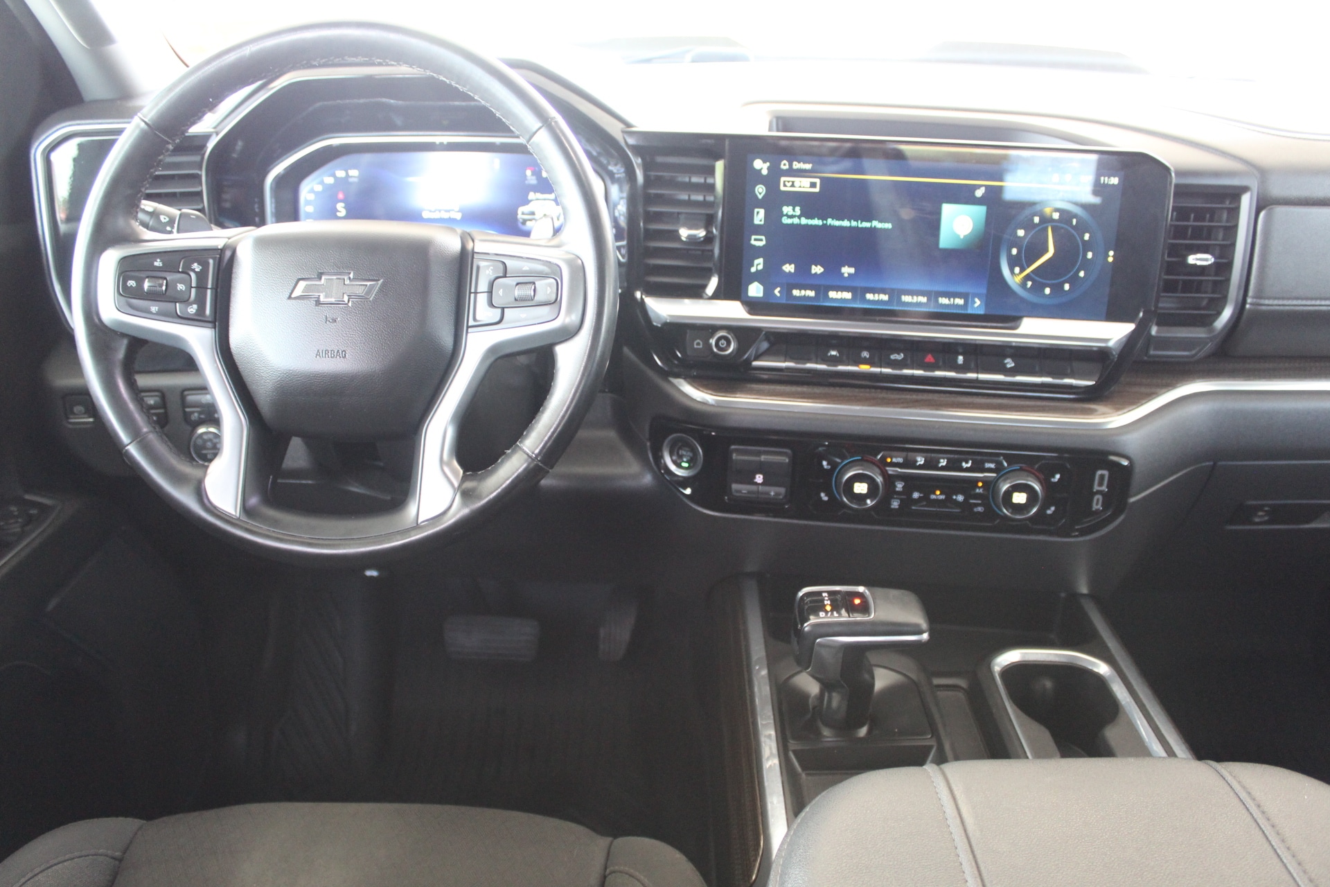 2023 Chevrolet Silverado 1500 LT Trail Boss - Photo 25