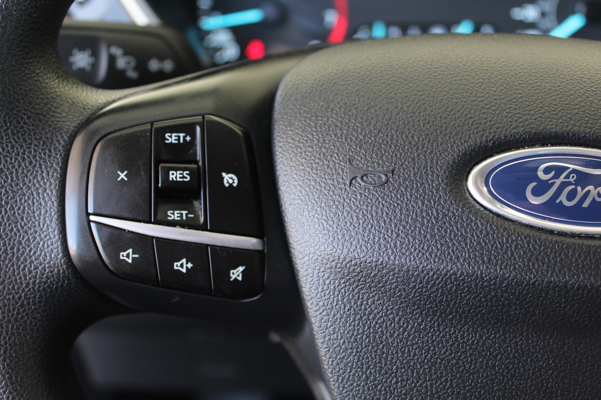 2022 Ford Escape SE - Photo 32