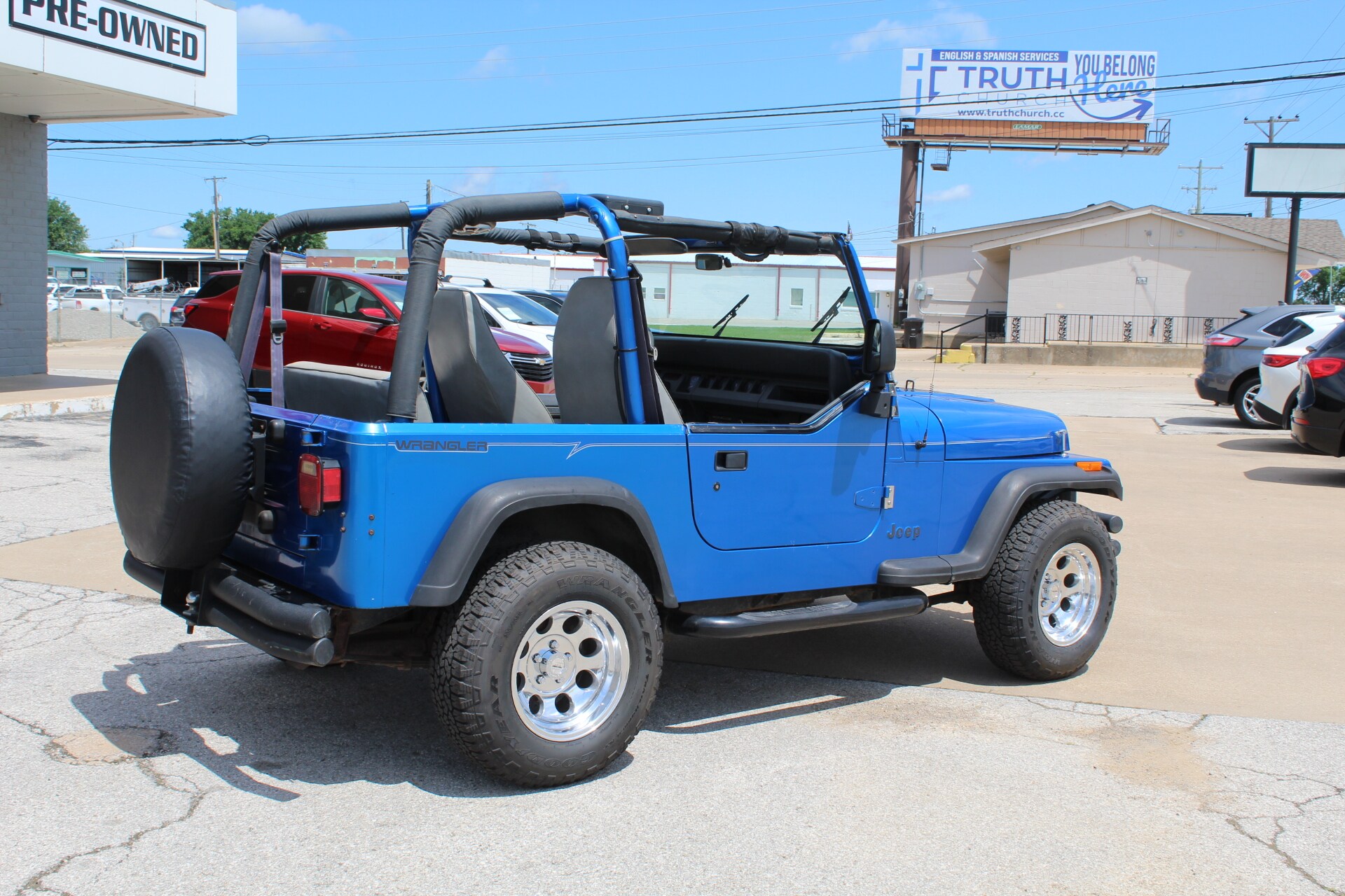 1993 Jeep Wrangler S photo 3