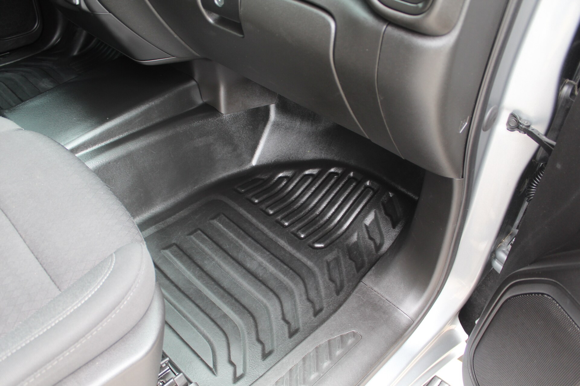 2023 Chevrolet Silverado 1500 Work Truck - Photo 15