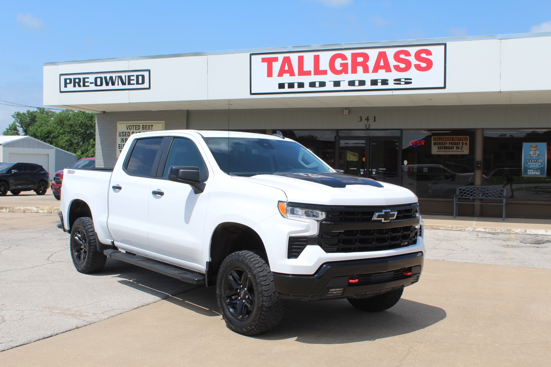 2023 Chevrolet Silverado 1500 LT Trail Boss 4X4 Crew Cab Short Box's photo