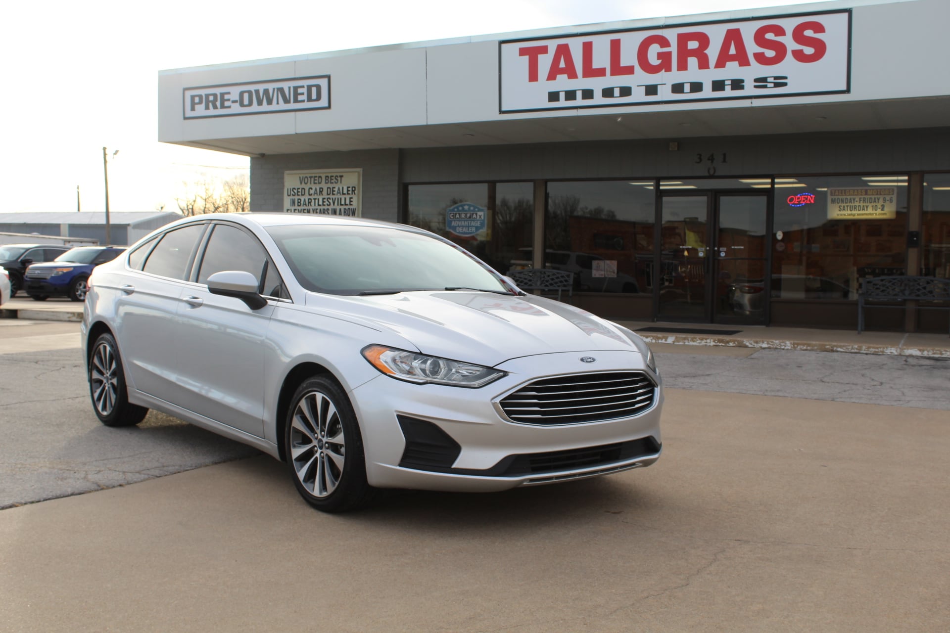 2019 Ford Fusion SE's photo