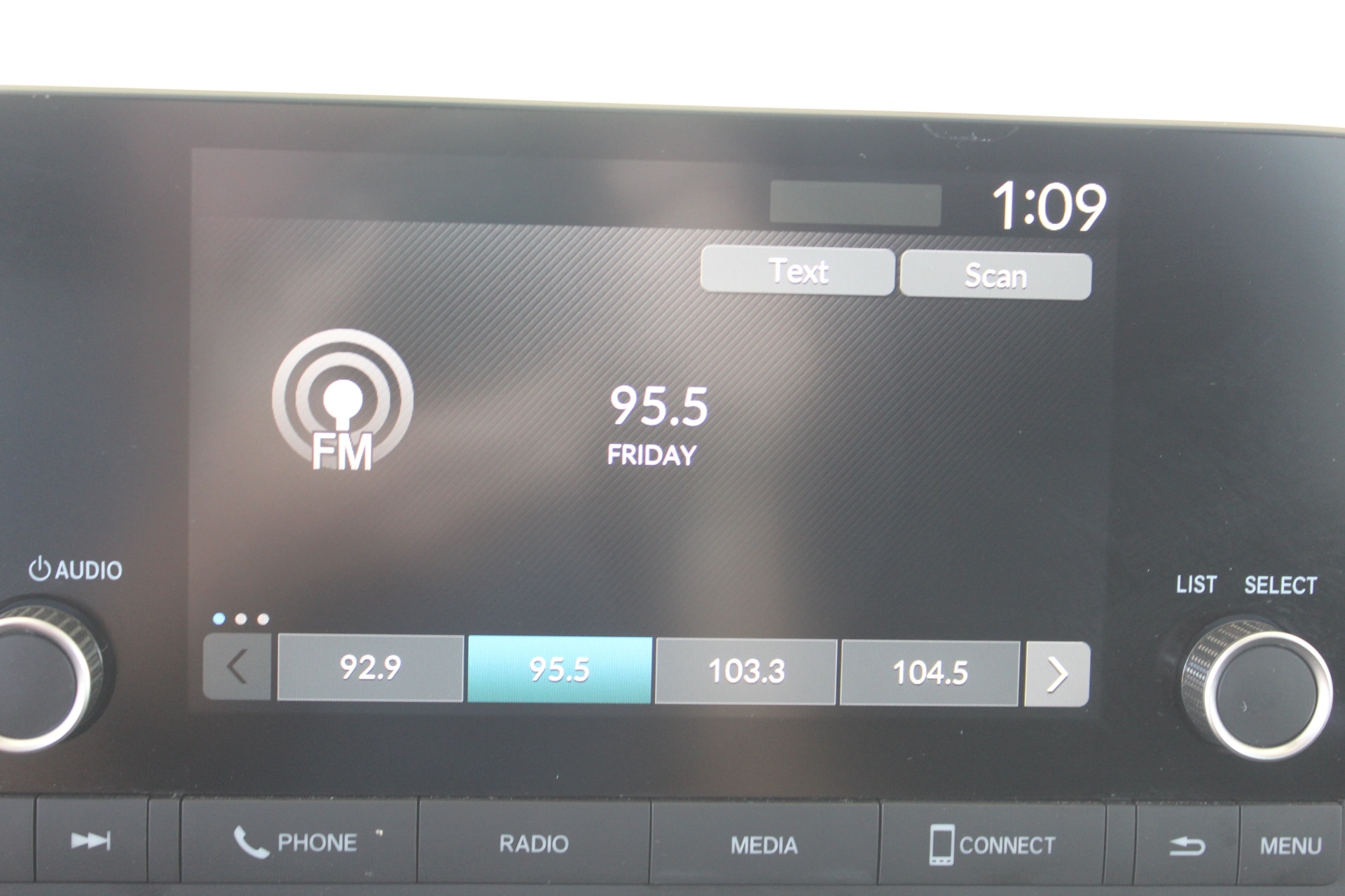 2024 Honda CR-V EX - Photo 34