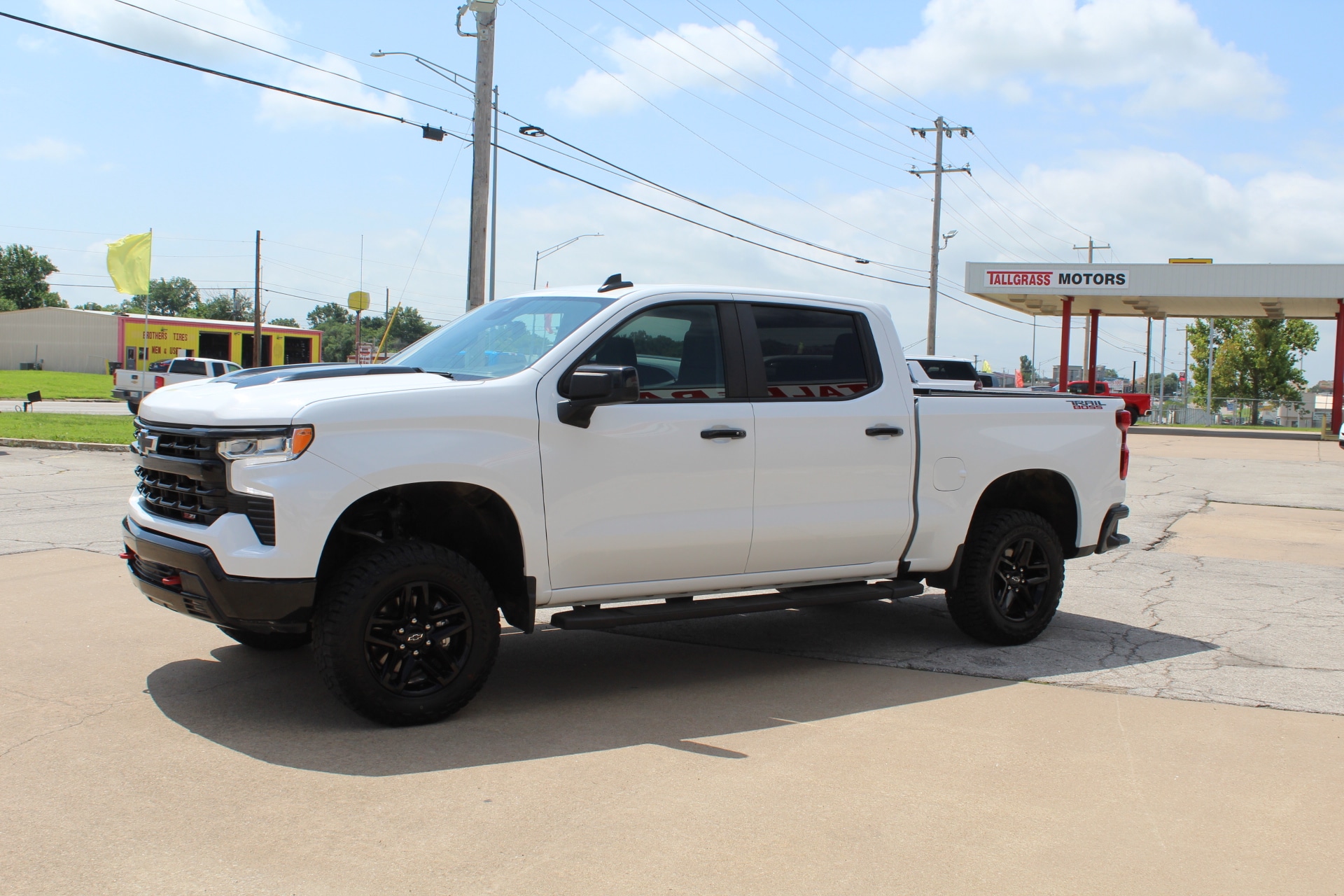 2023 Chevrolet Silverado 1500 LT Trail Boss - Photo 10