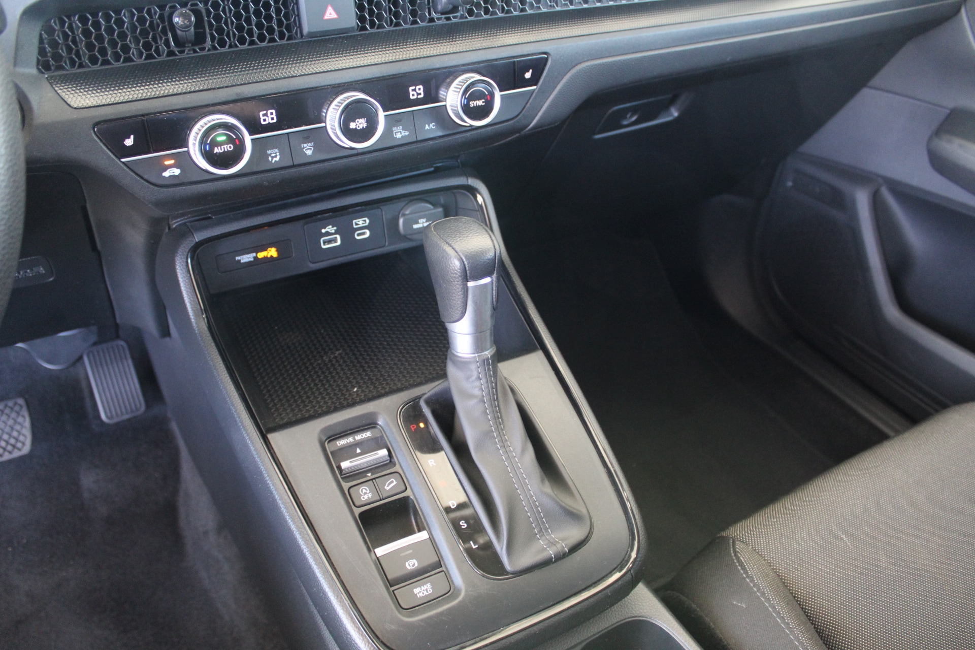 2024 Honda CR-V EX - Photo 32