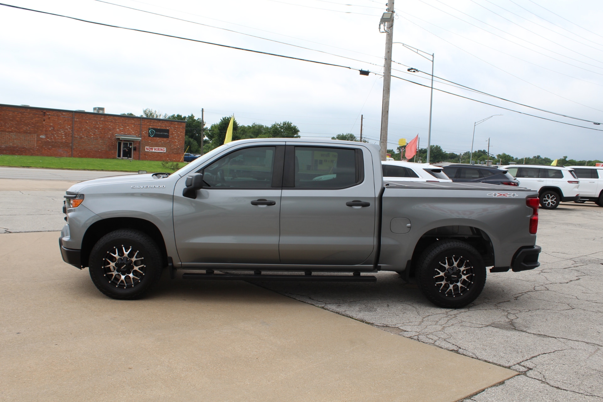 2023 Chevrolet Silverado 1500 Work Truck - Photo 9