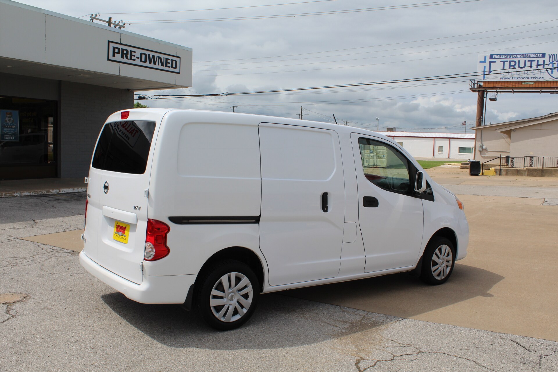2019 Nissan NV200 SV photo 2
