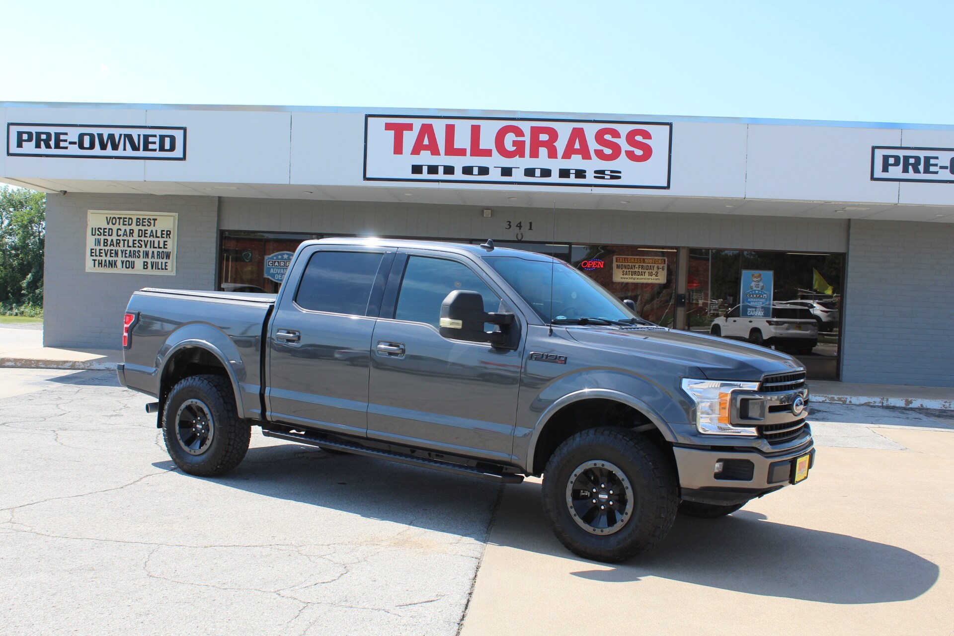 2019 Ford F-150 XLT photo 2