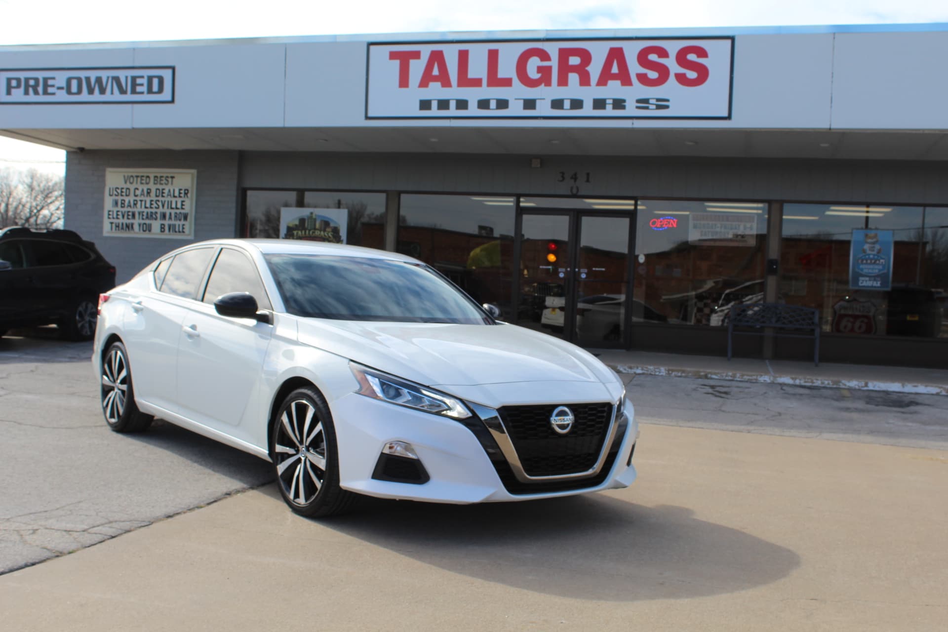 2022 Nissan Altima SR