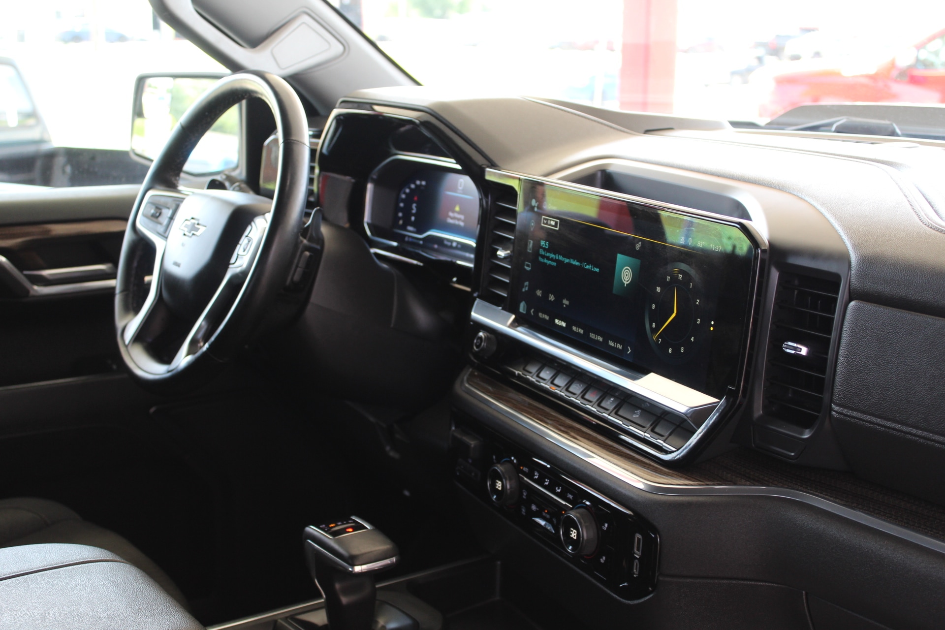 2023 Chevrolet Silverado 1500 LT Trail Boss - Photo 15
