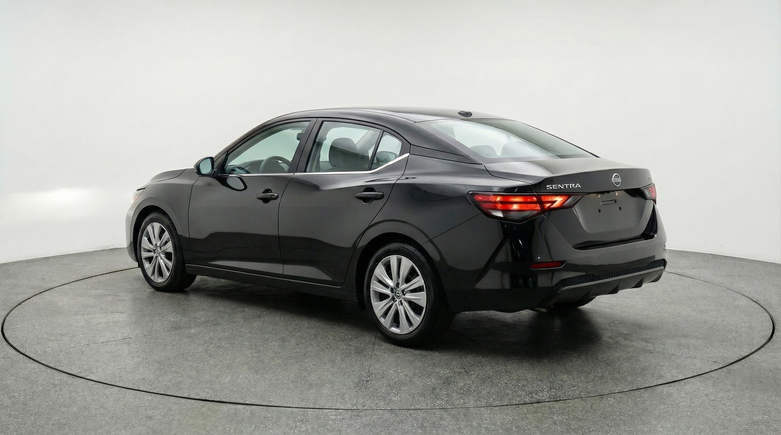 Thumbnail: 2025 Nissan Sentra - 5