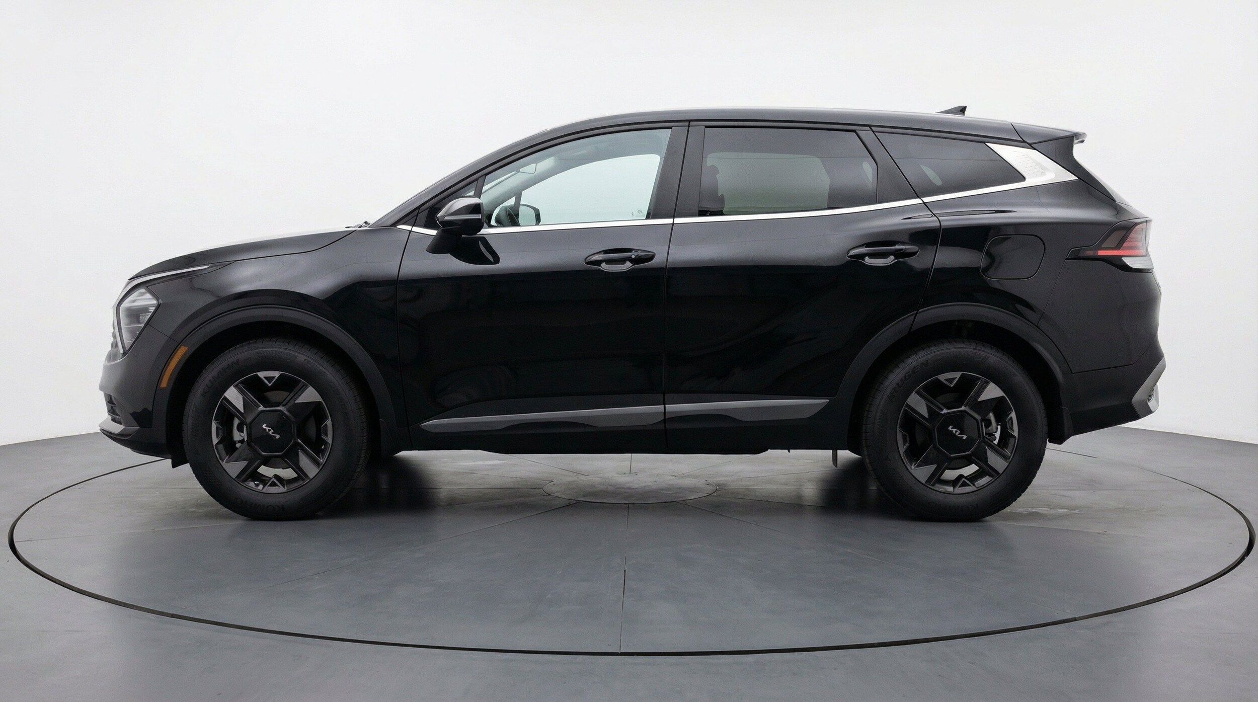 Thumbnail: 2026 Kia Sportage - 5