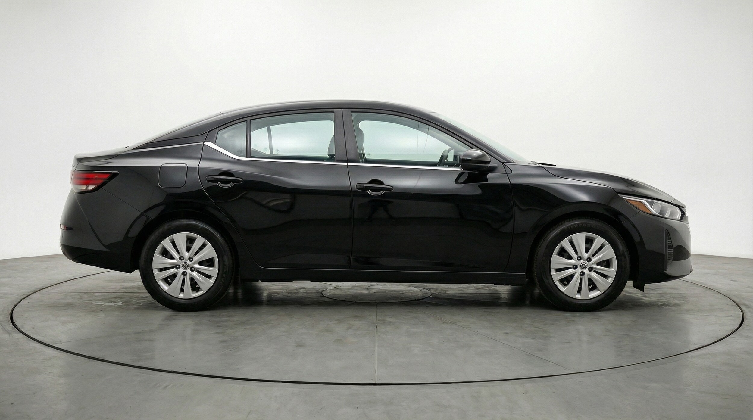 Thumbnail: 2025 Nissan Sentra - 8