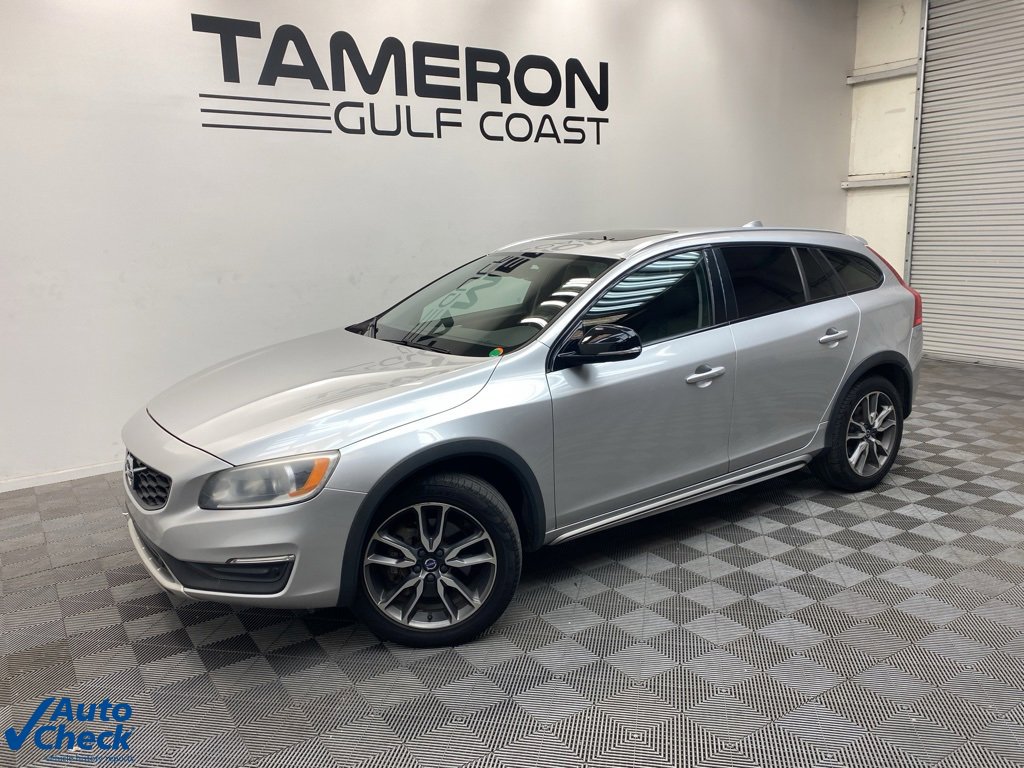 Used 2017 Volvo V60 Base with VIN YV440MWK2H1037569 for sale in Daphne, AL