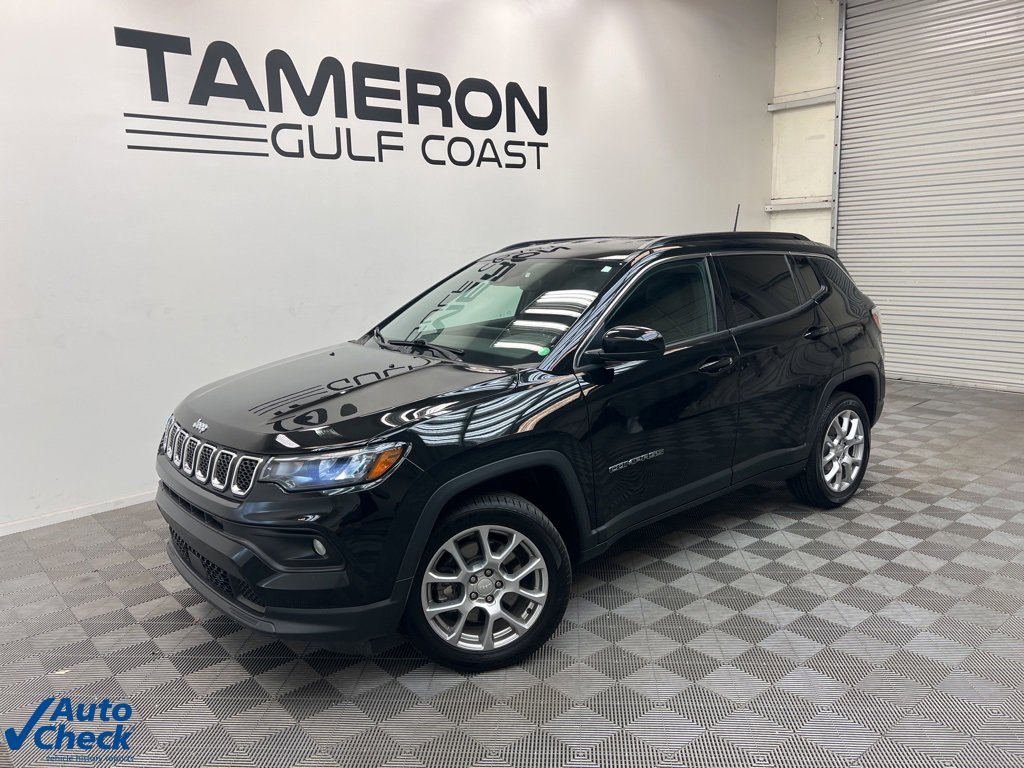 Used 2023 Jeep Compass Latitude Lux with VIN 3C4NJDFNXPT563180 for sale in Daphne, AL