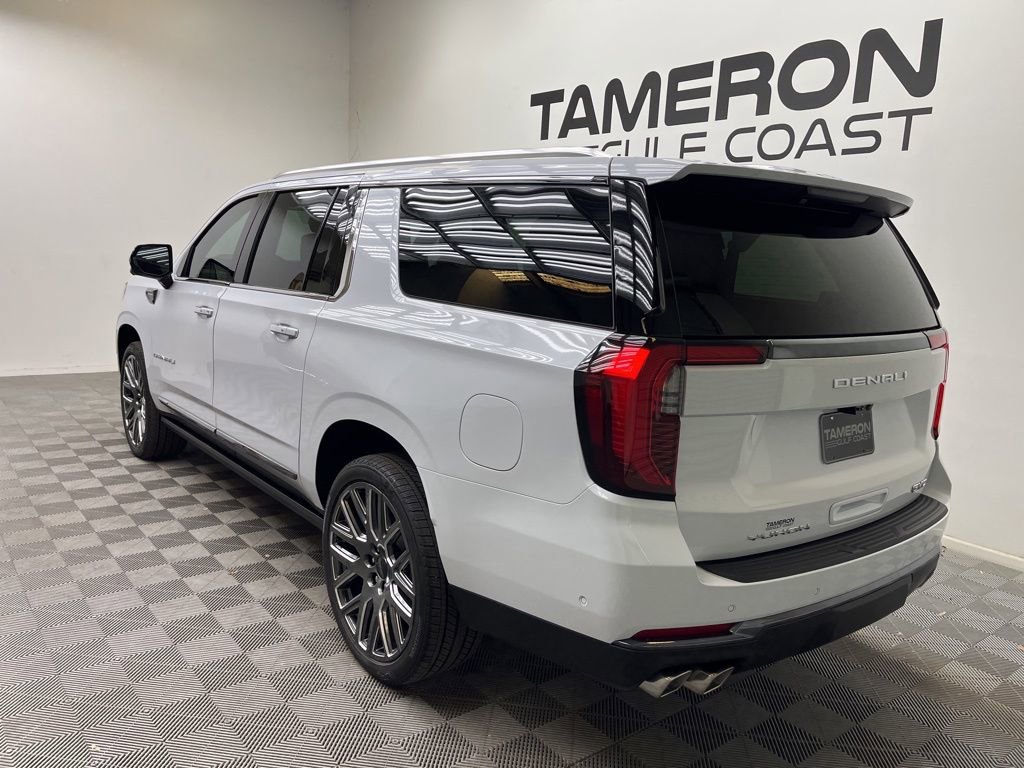 2026 GMC Yukon XL Denali Ultimate - Photo 3