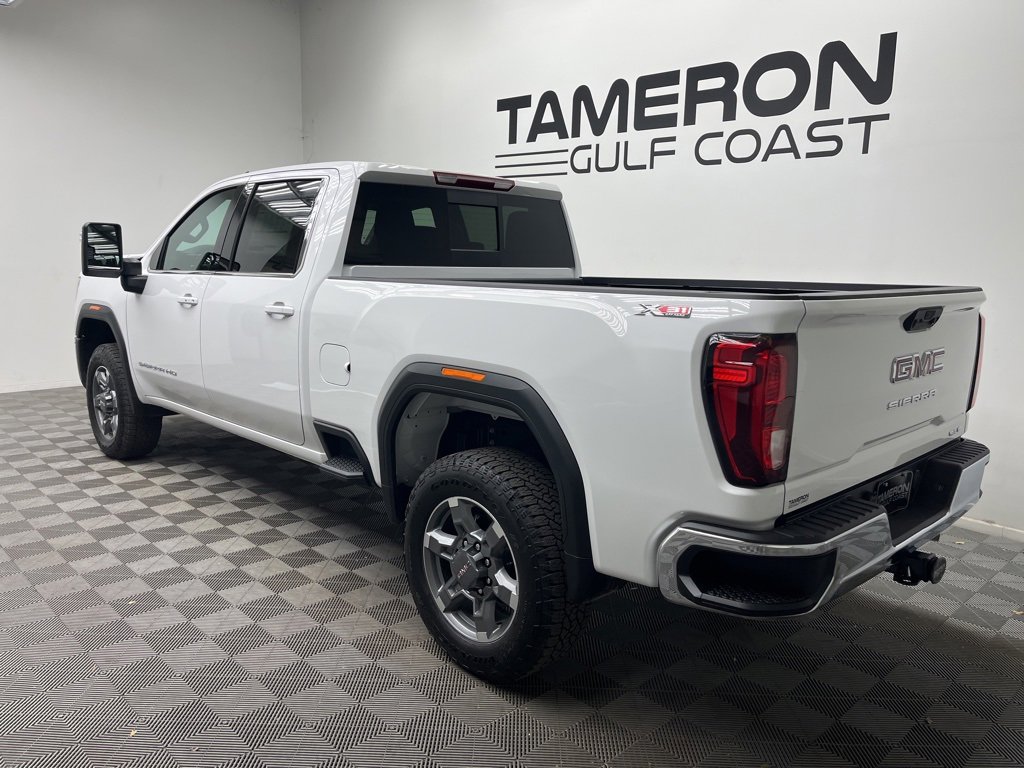 2025 Gmc Sierra 2500 HD SLE photo 3