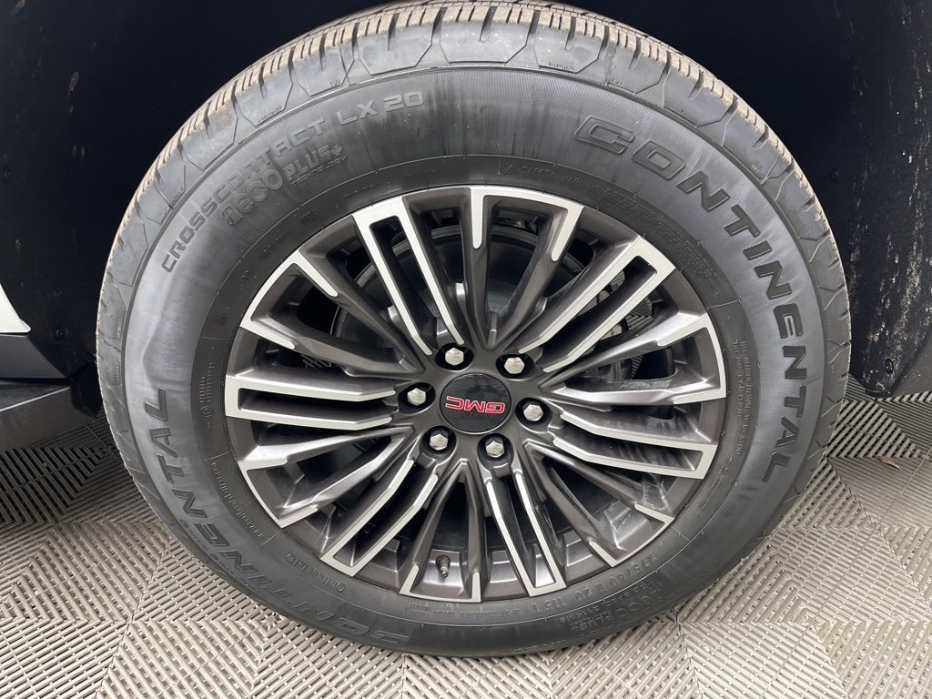 New 2026 GMC Yukon Elevation SUV